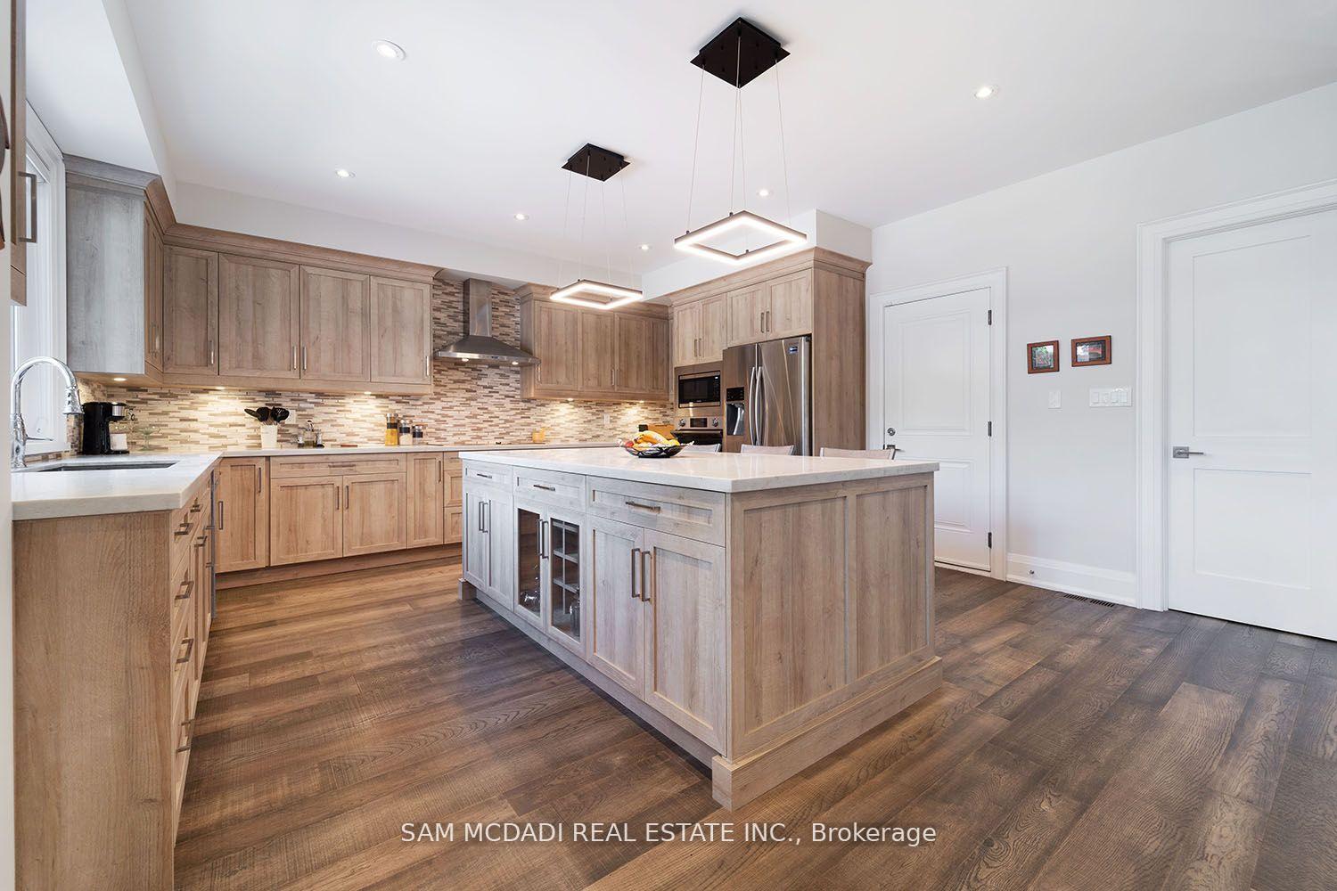2163 Deyncourt Drive