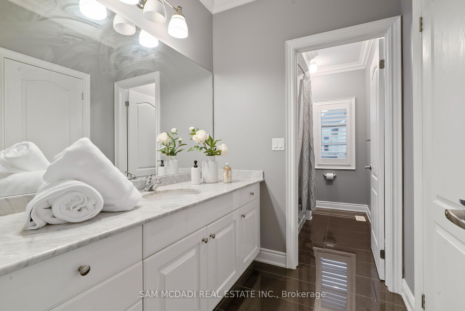 2469 Chateau Common