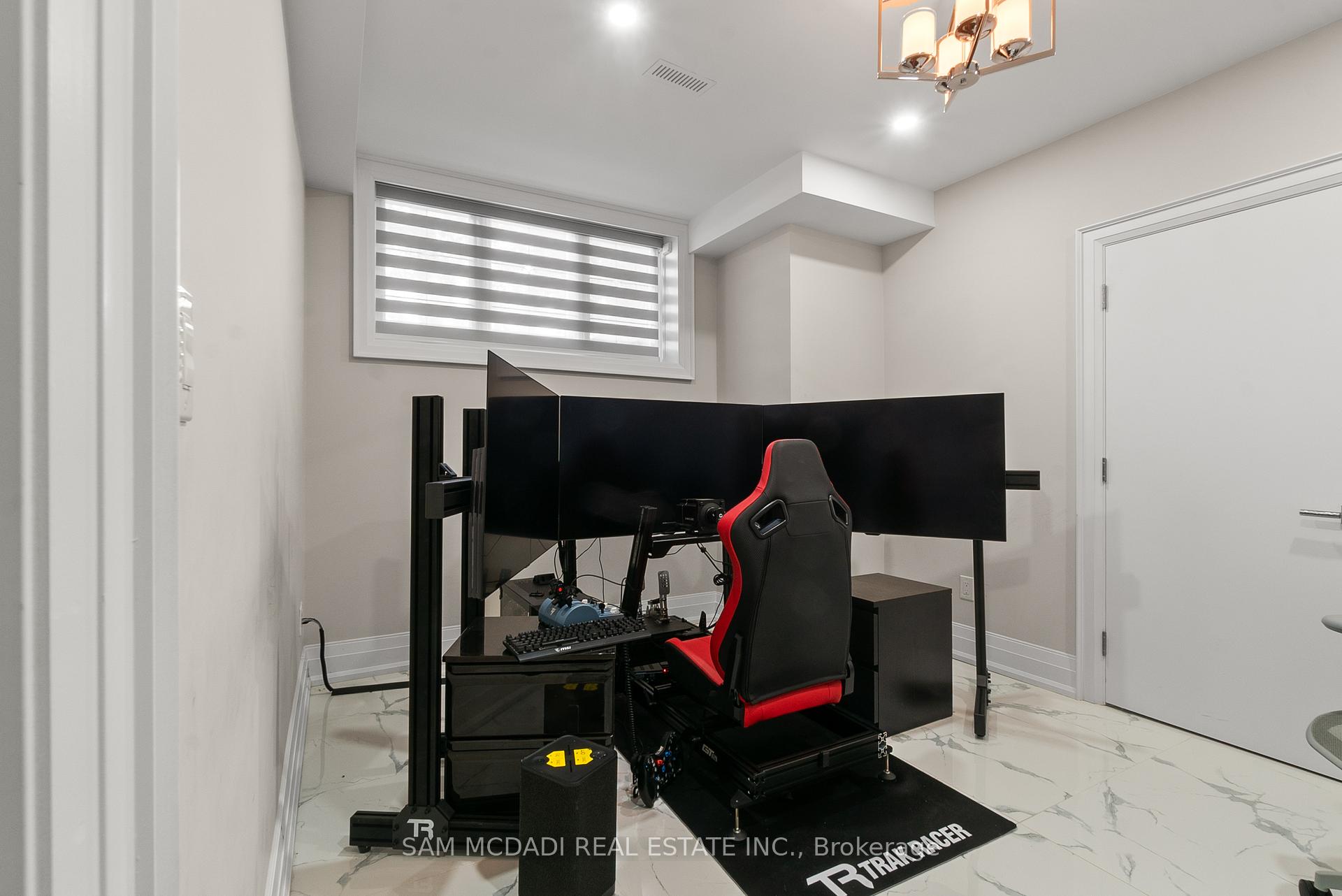 1160 Birchview Drive