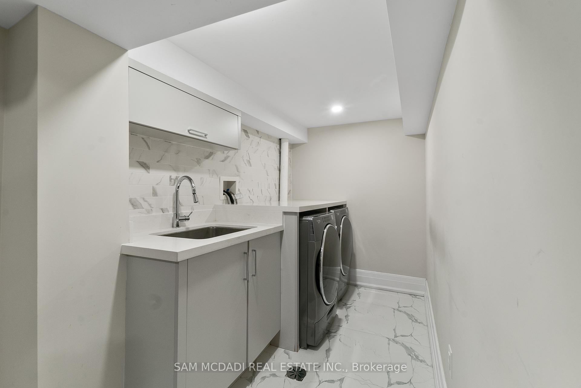 1160 Birchview Drive