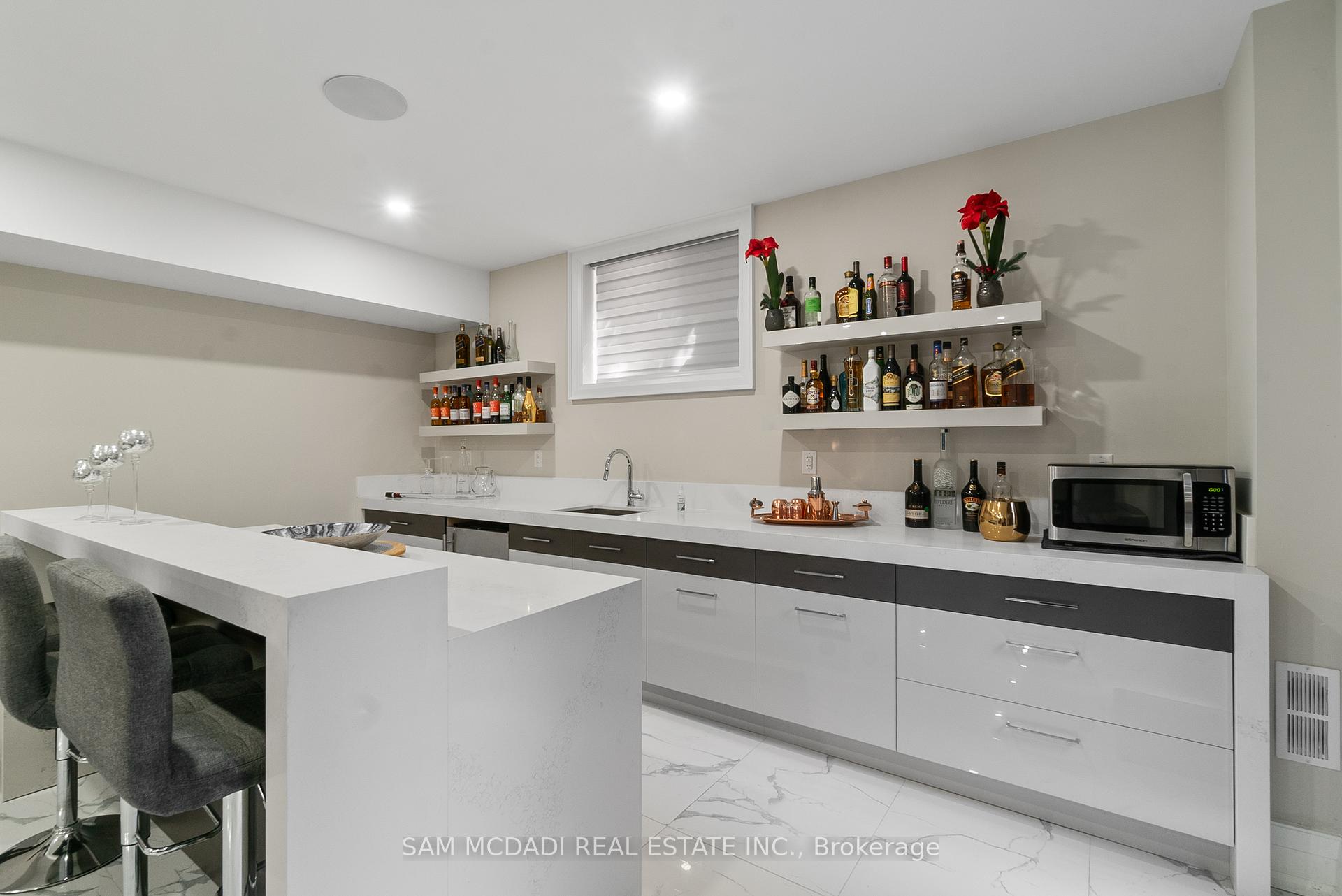 1160 Birchview Drive