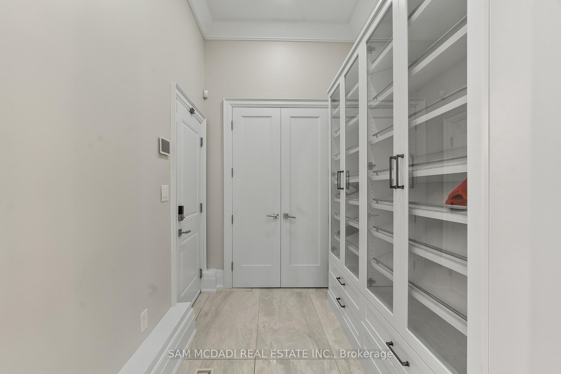 1160 Birchview Drive