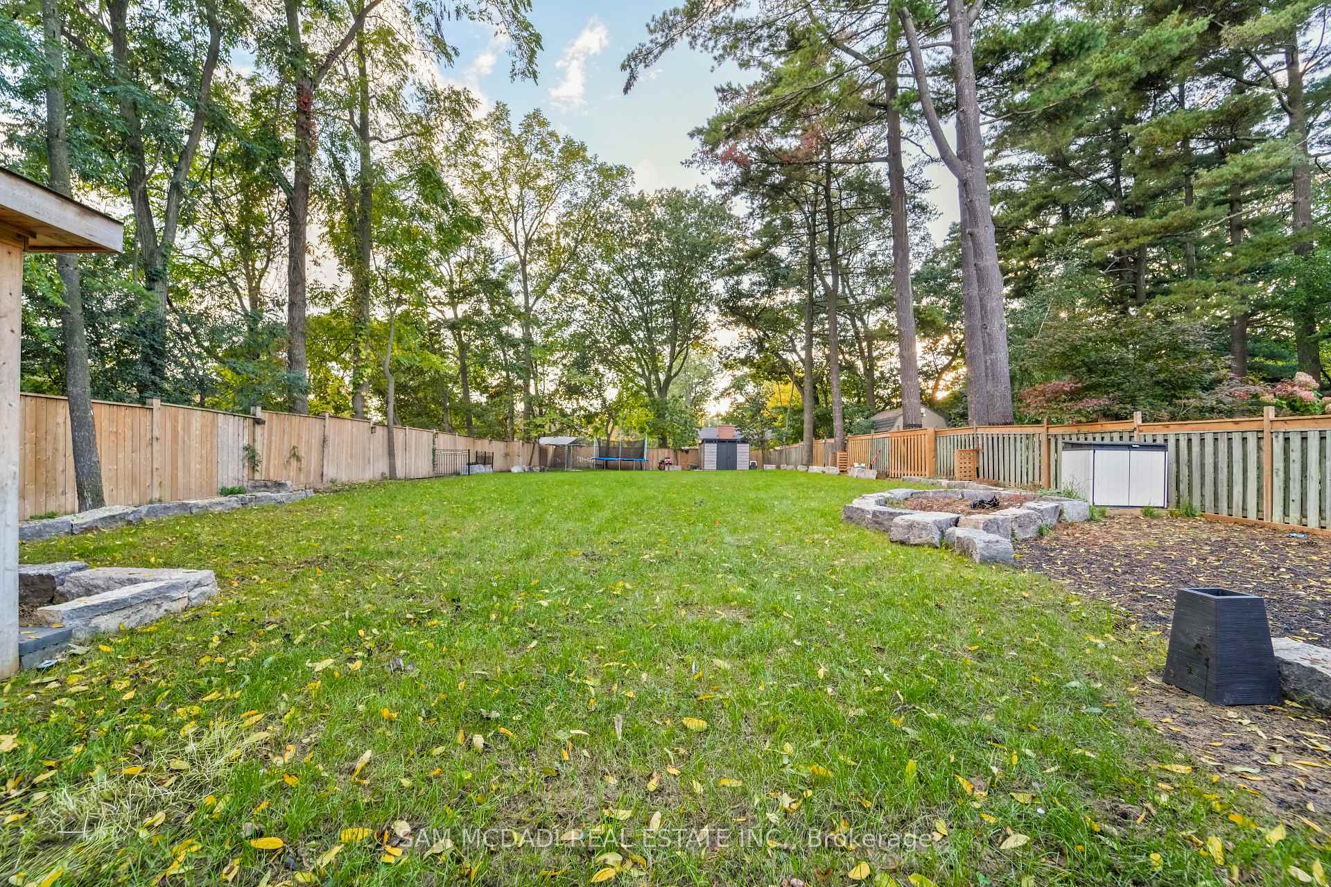 1160 Birchview Drive
