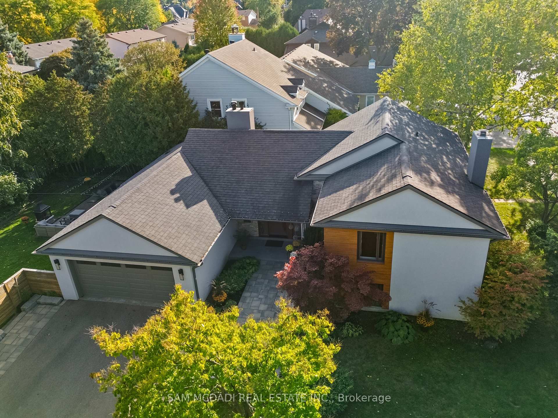 2480 Parmeer Drive