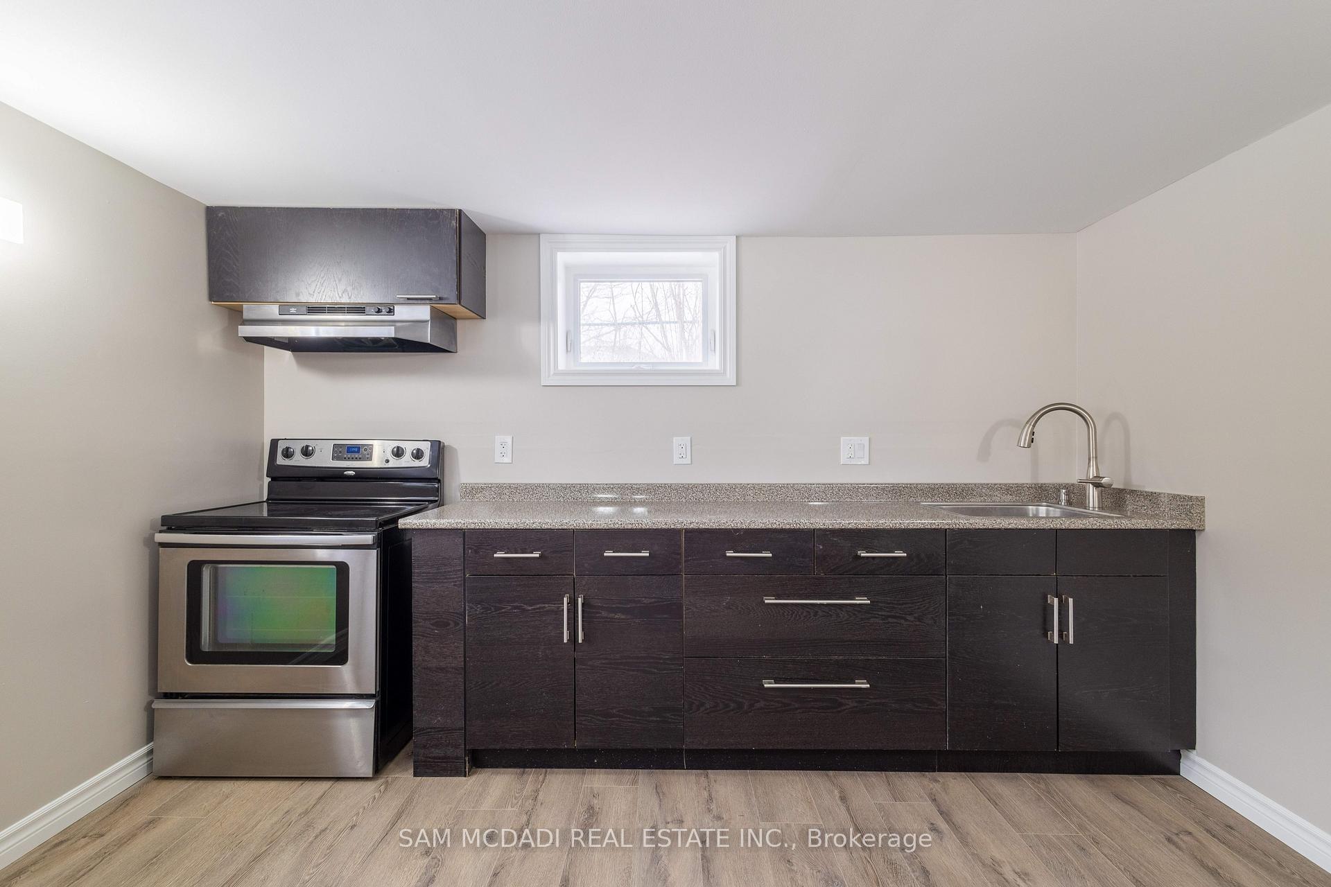 606 Drymen Crescent Lower