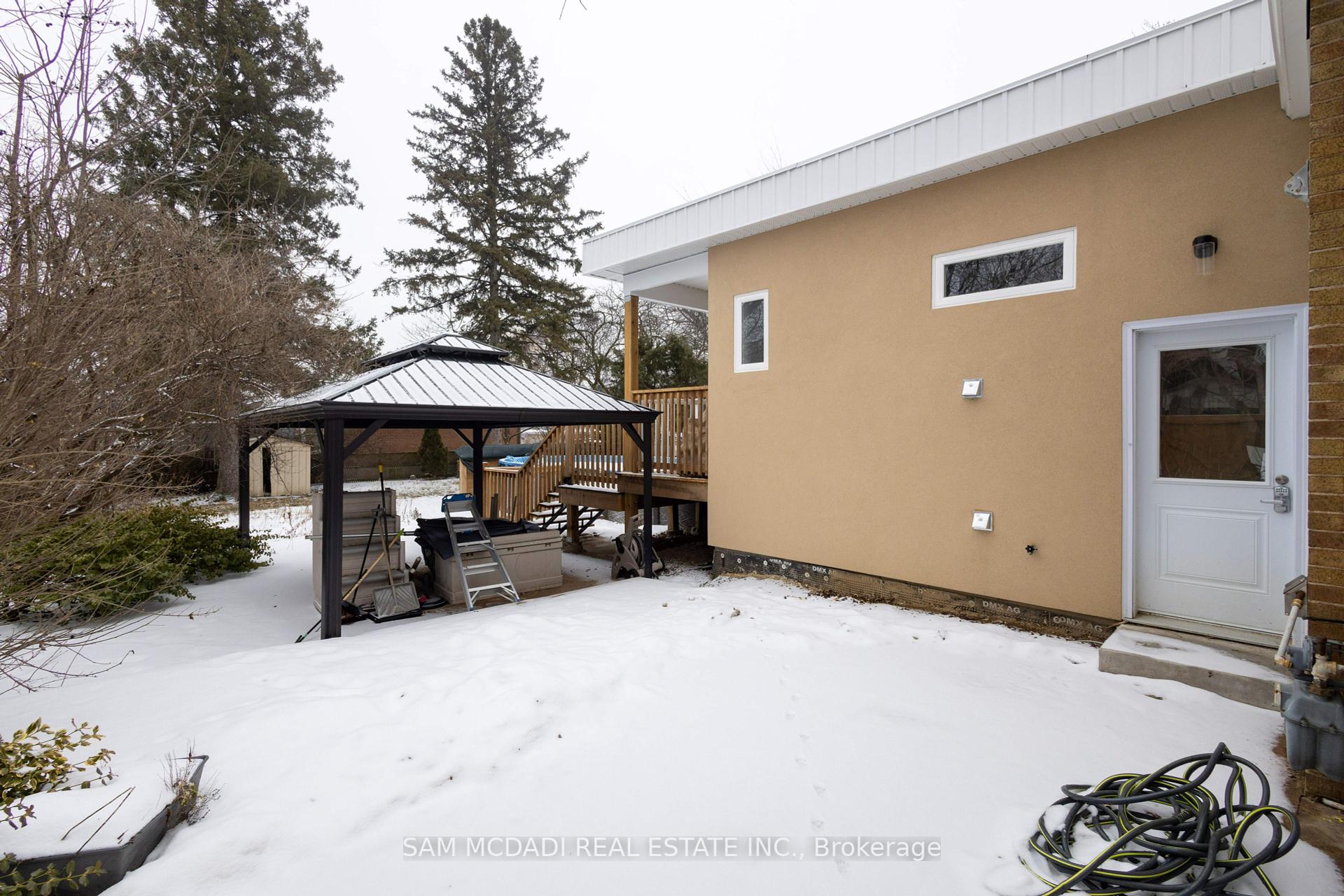 606 Drymen Crescent Lower