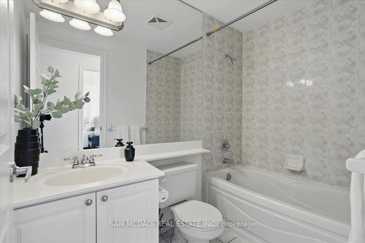 3888 Duke Of York Boulevard 3028