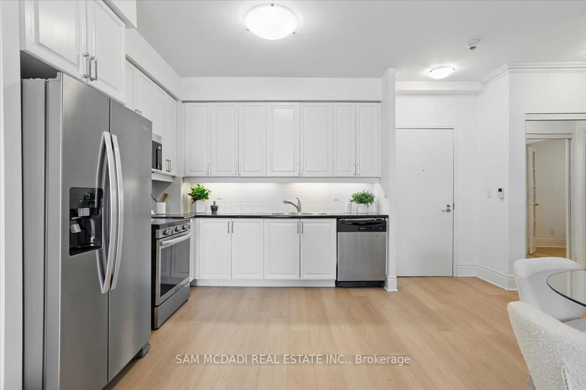 3888 Duke Of York Boulevard 3028