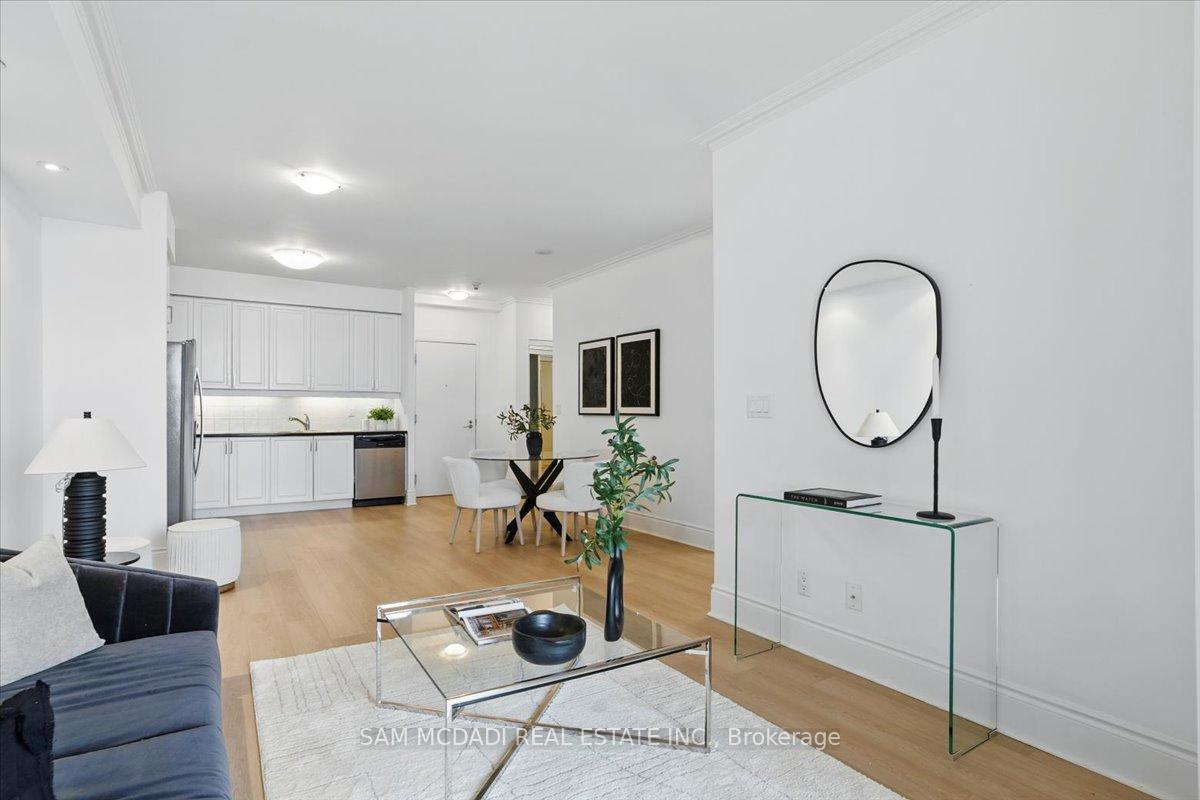 3888 Duke Of York Boulevard 3028