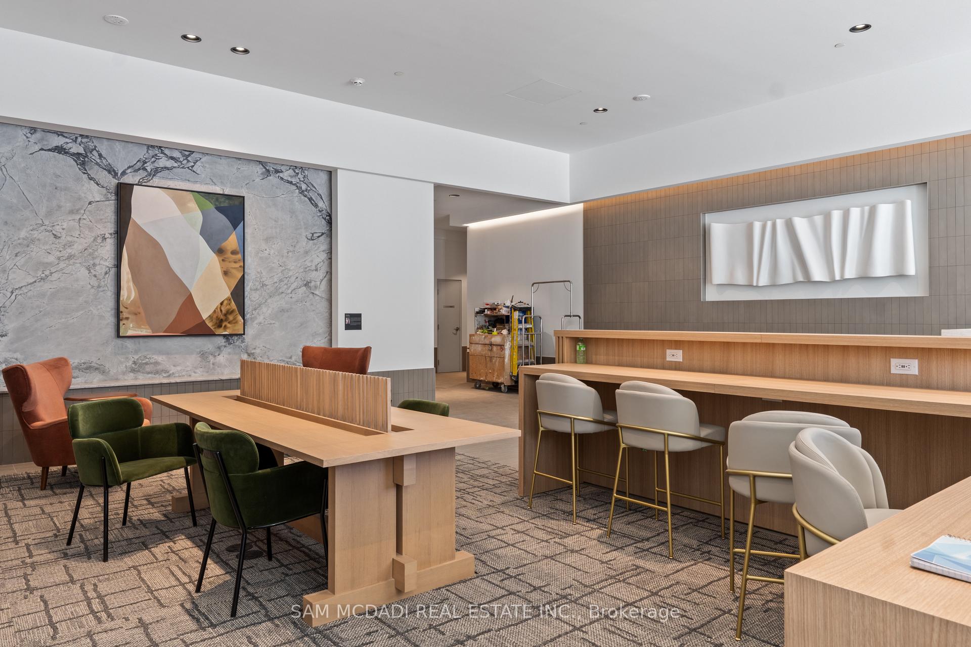 395 Square One Drive 3104, Mississauga Unit: 3104