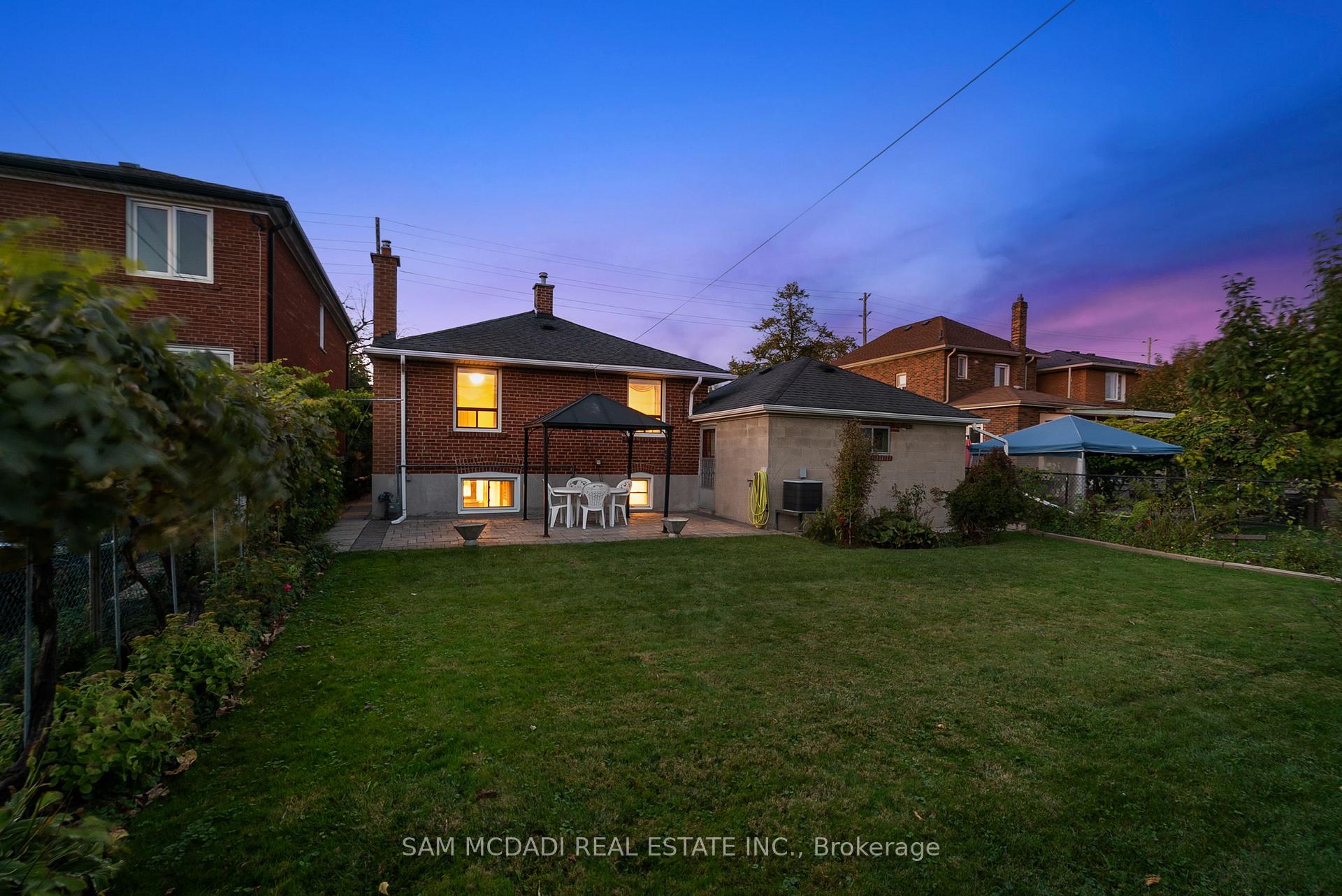 83 Evans Avenue, Toronto W06
