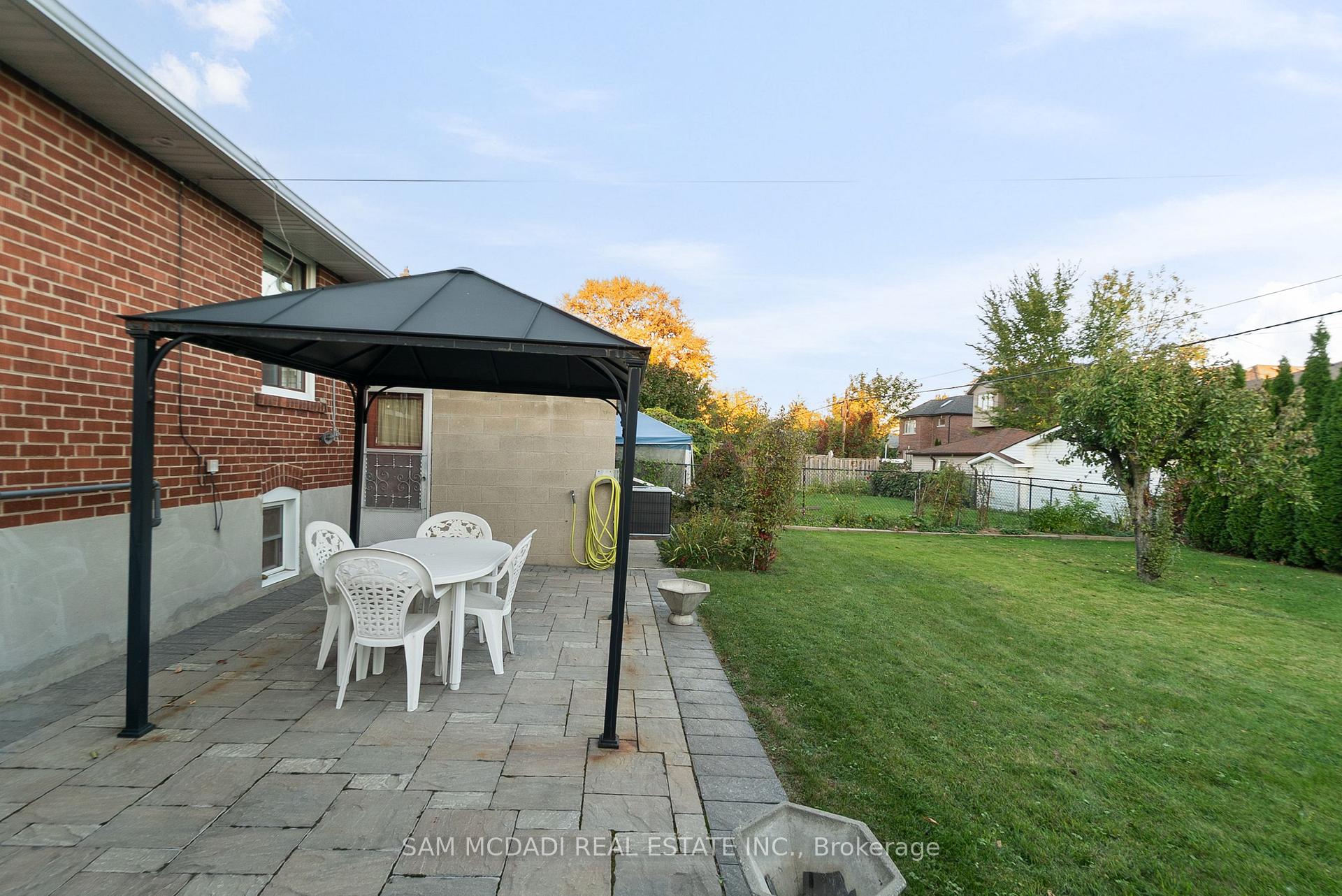 83 Evans Avenue, Toronto W06