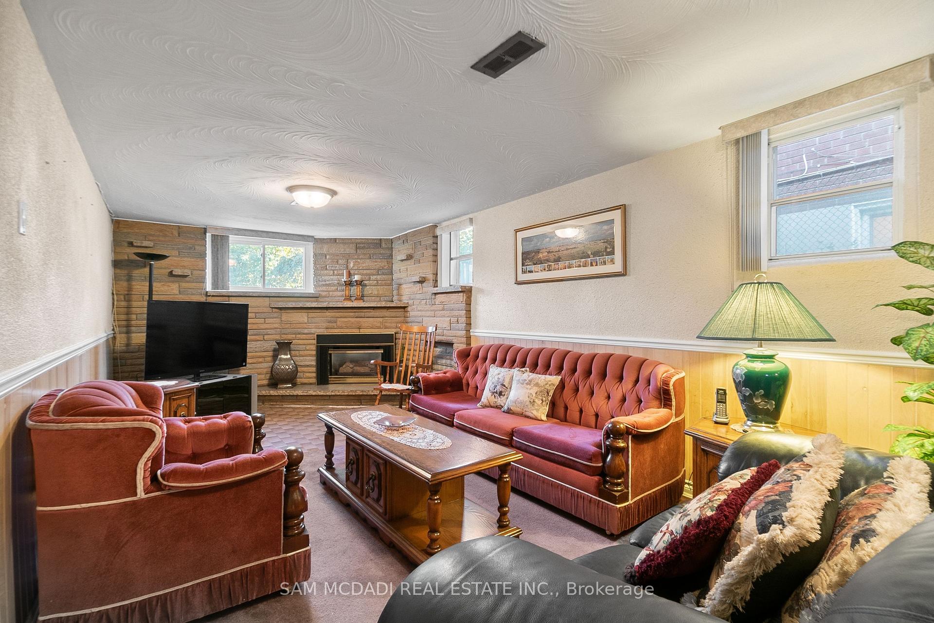 83 Evans Avenue, Toronto W06