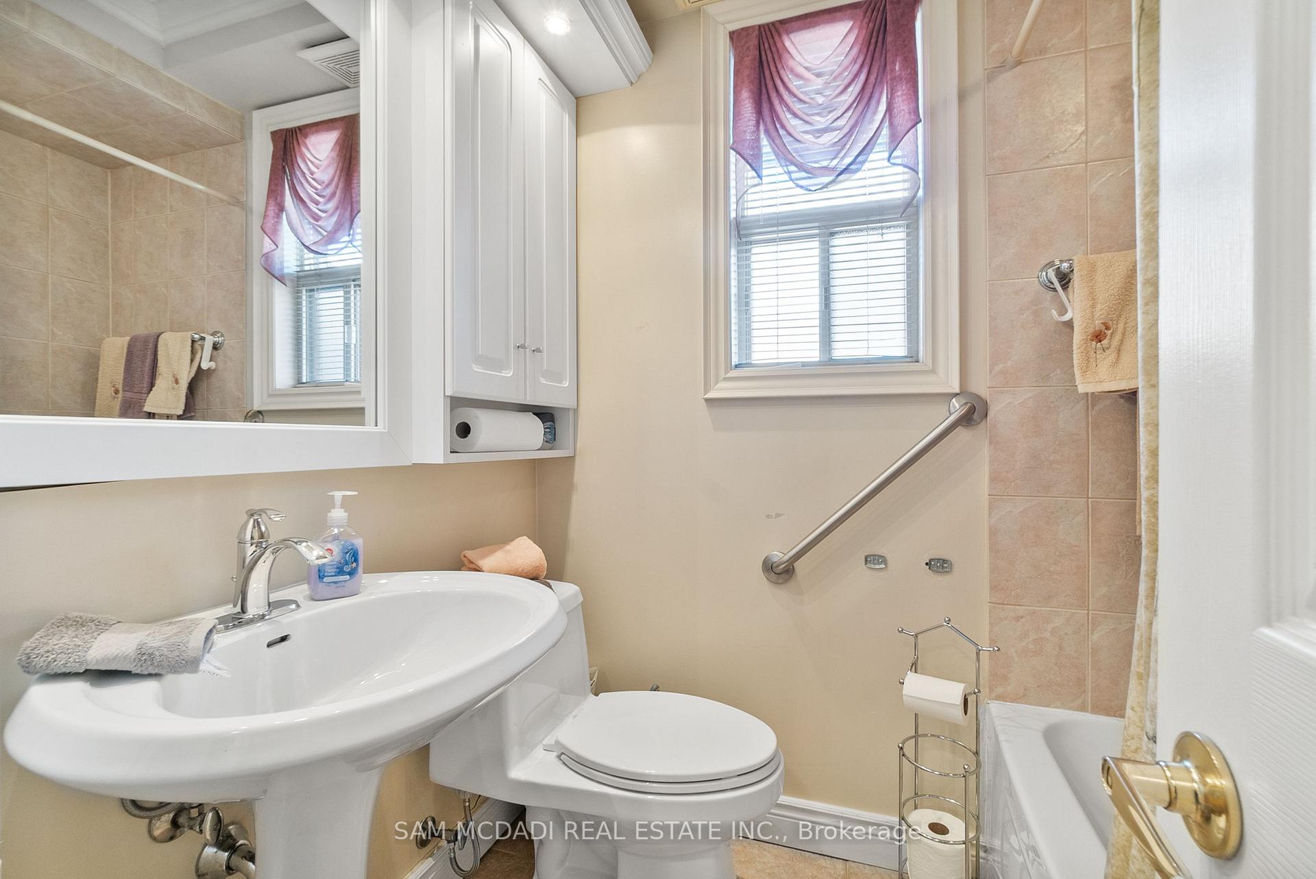 83 Evans Avenue, Toronto W06
