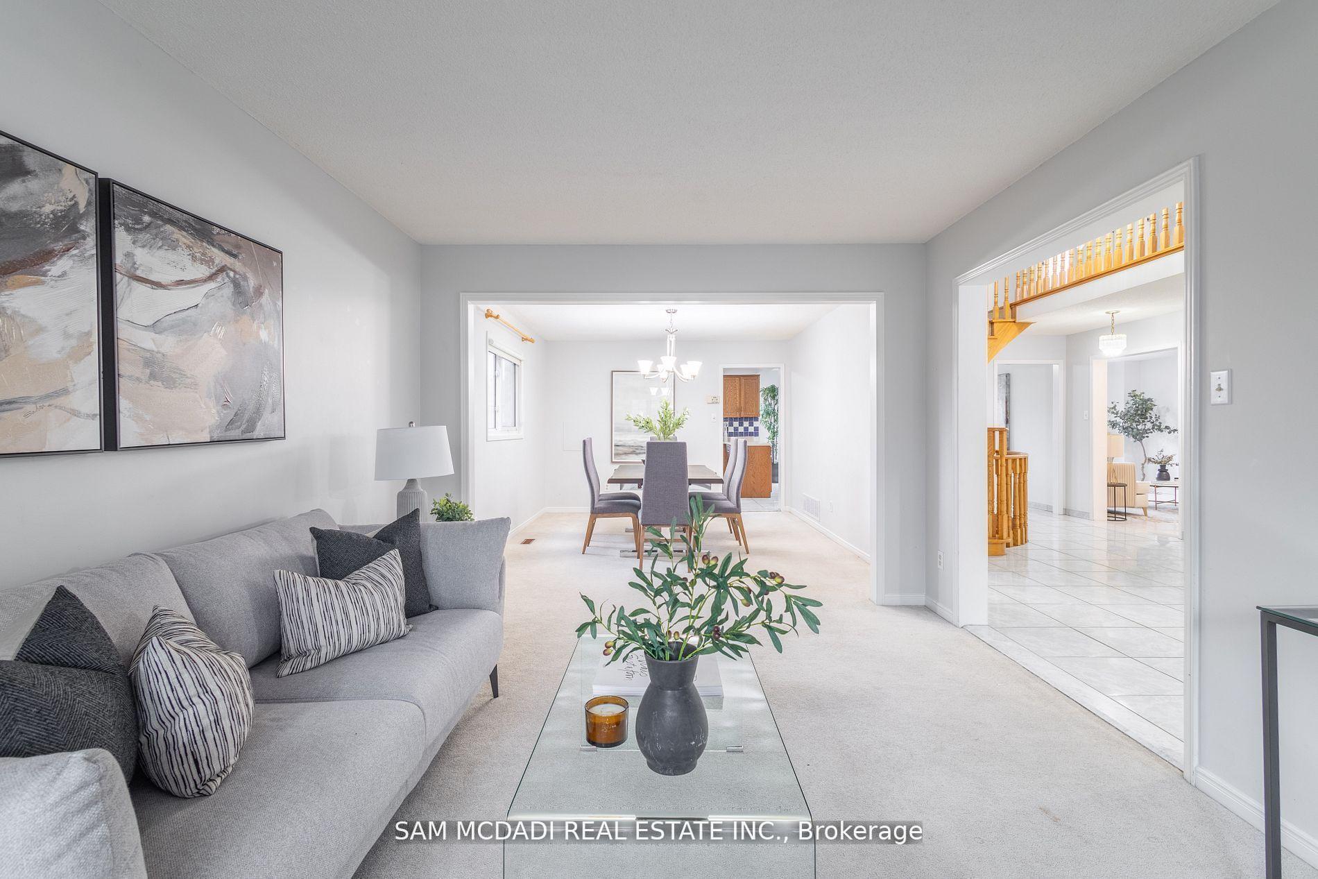 2093 The Chase, Mississauga