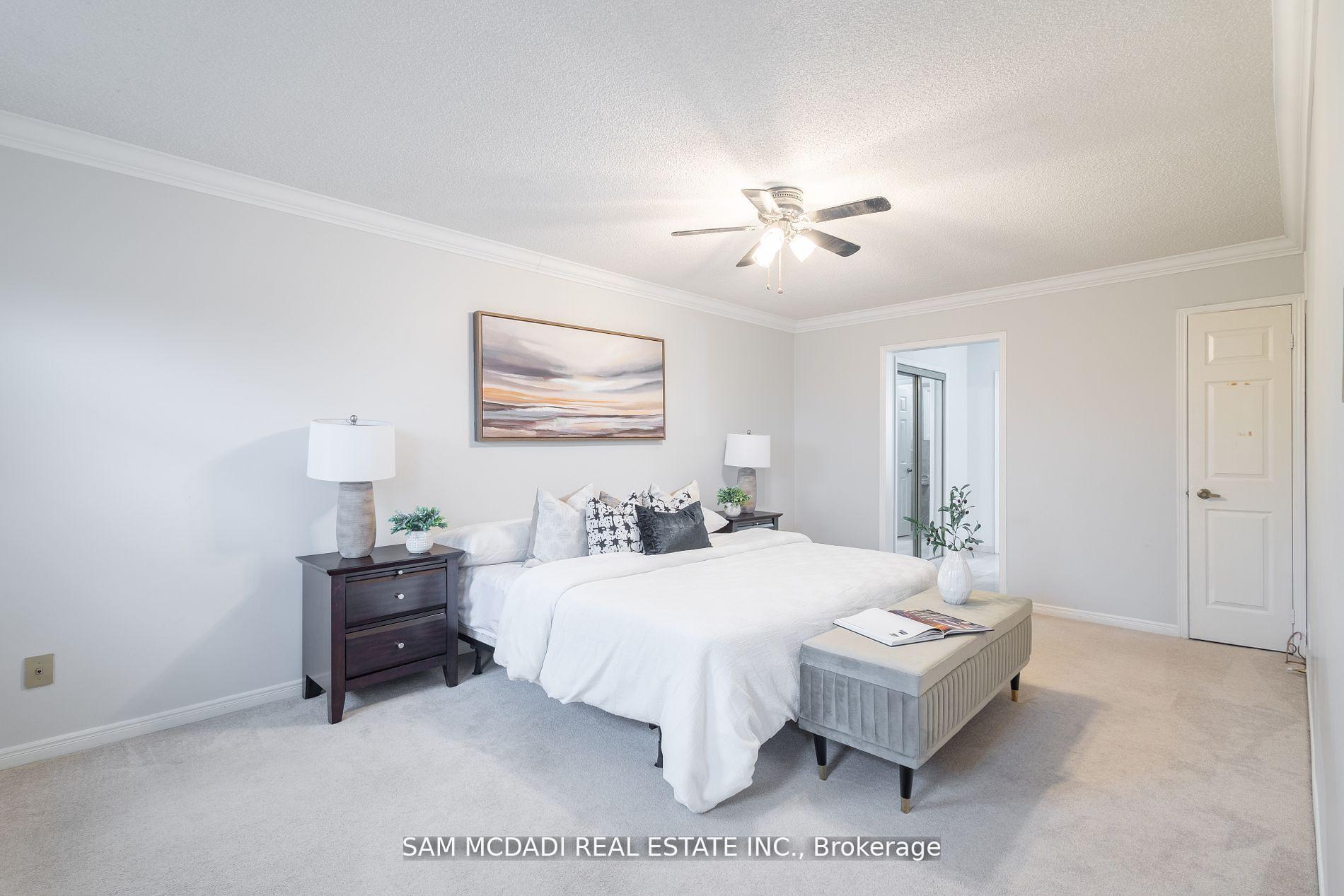 2093 The Chase, Mississauga