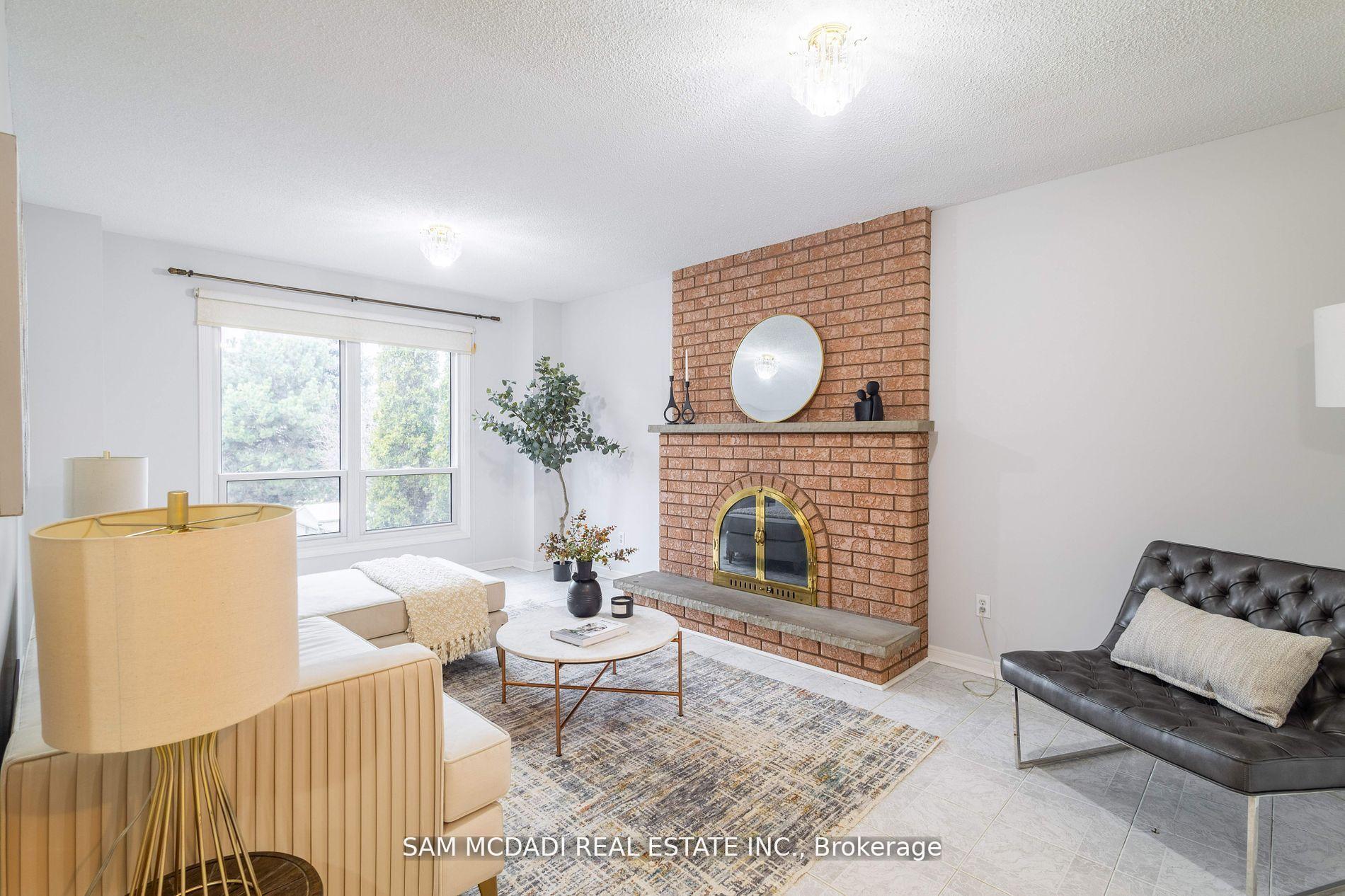 2093 The Chase, Mississauga