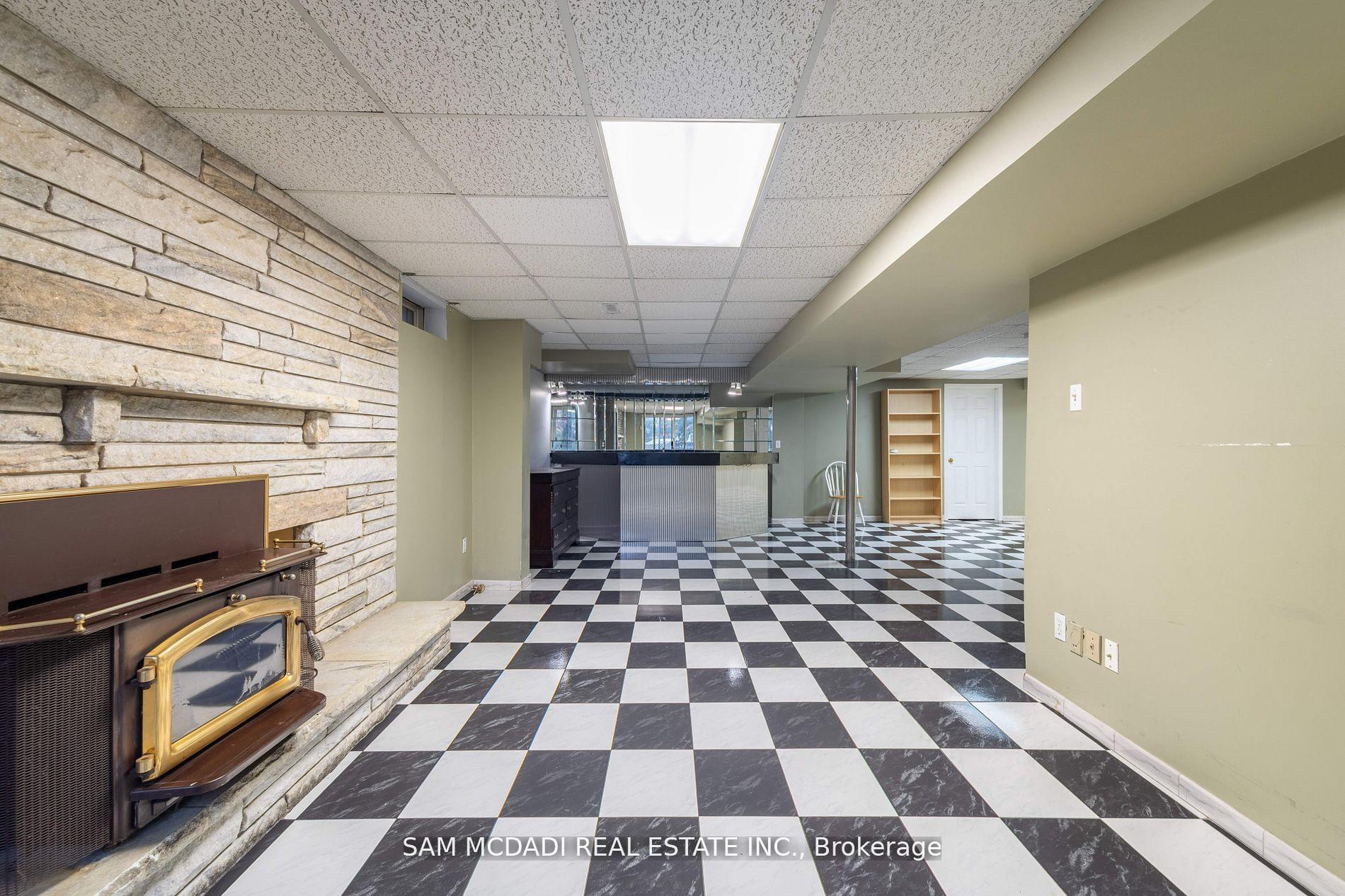 2093 The Chase, Mississauga