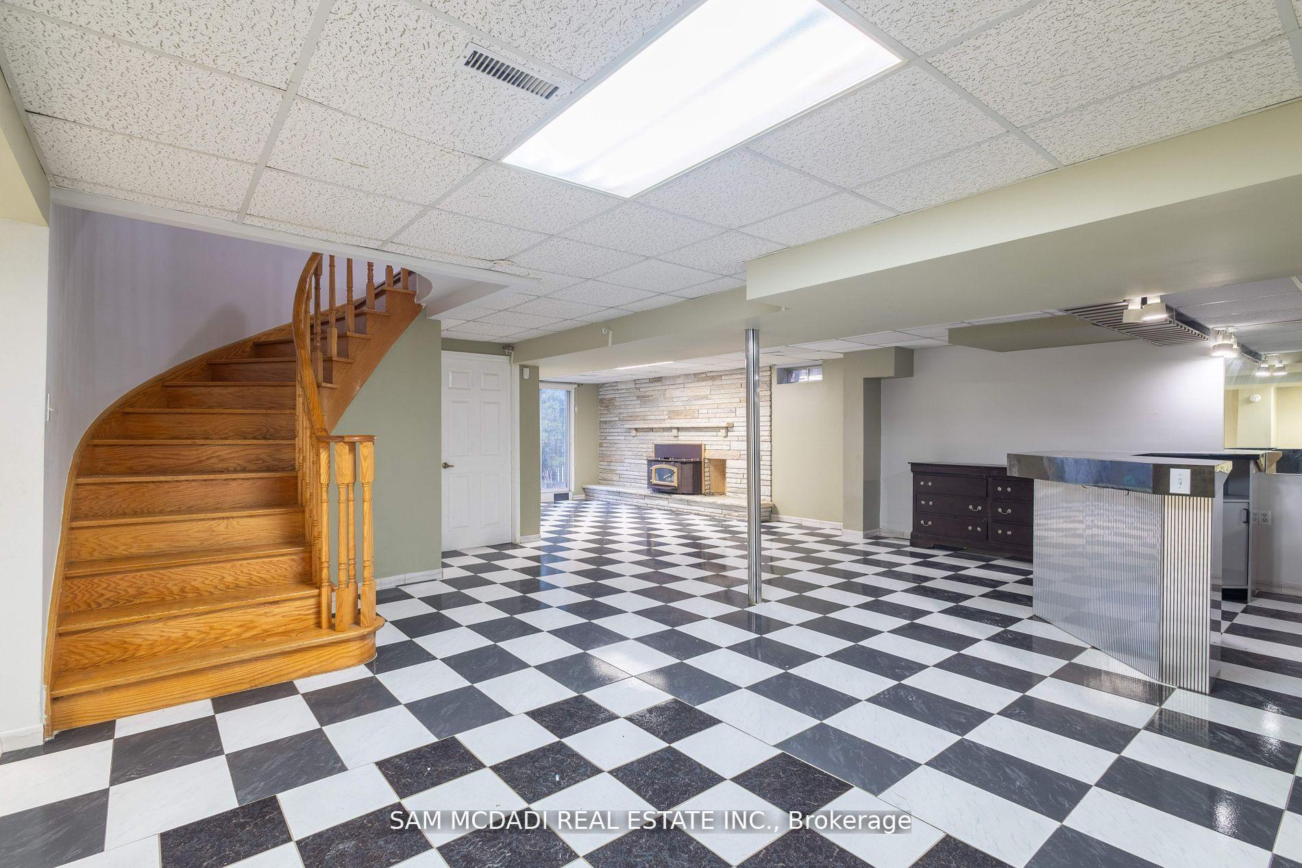 2093 The Chase, Mississauga