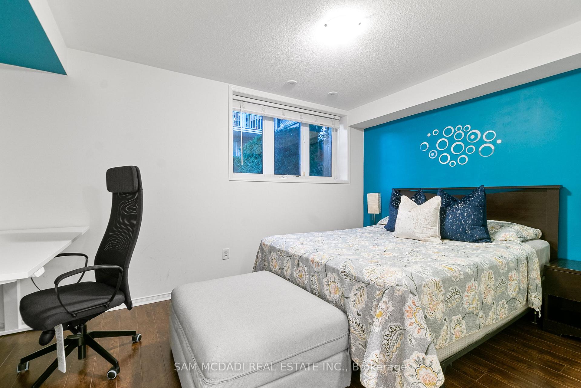 3250 Bentley Drive, Mississauga
