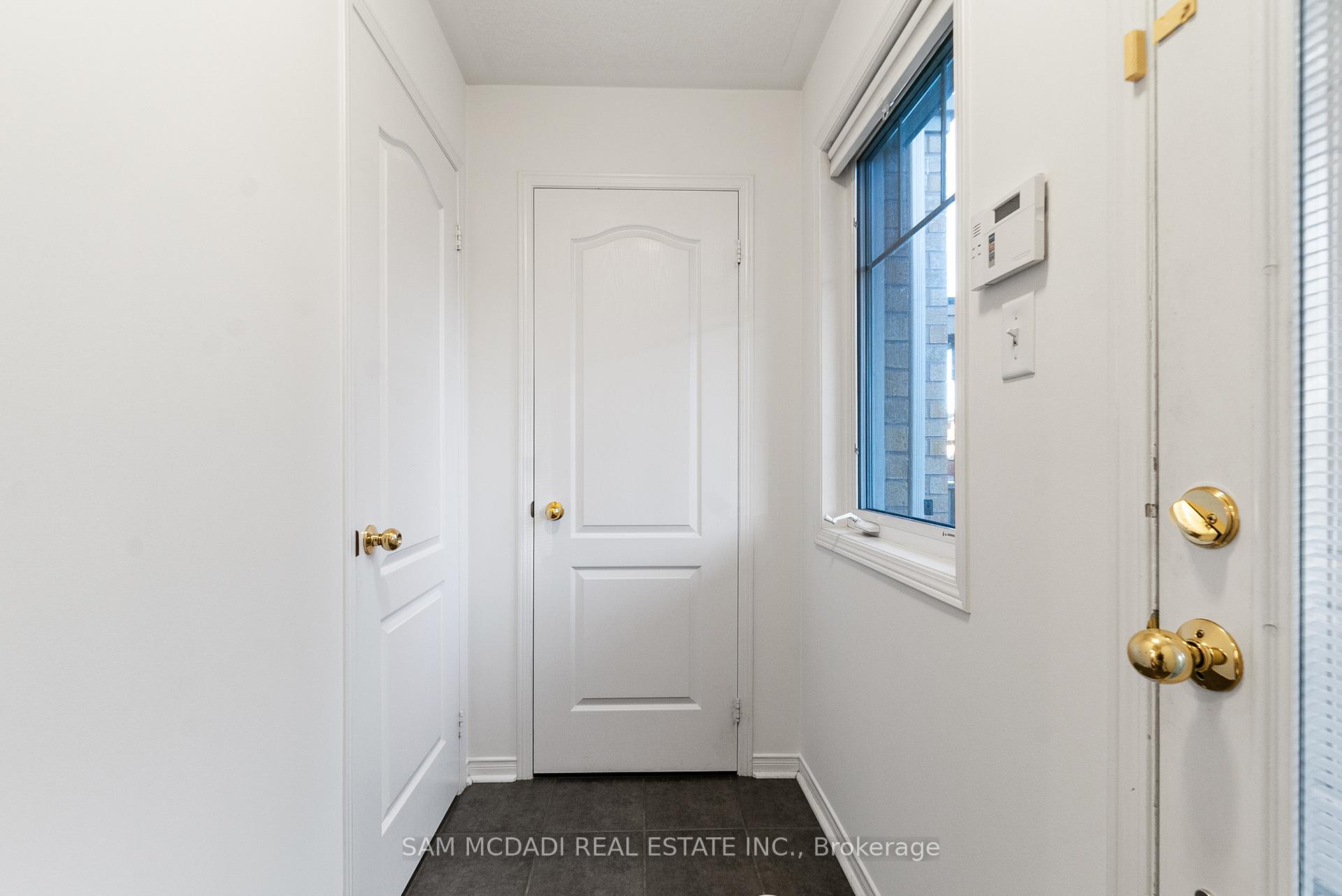 3250 Bentley Drive, Mississauga