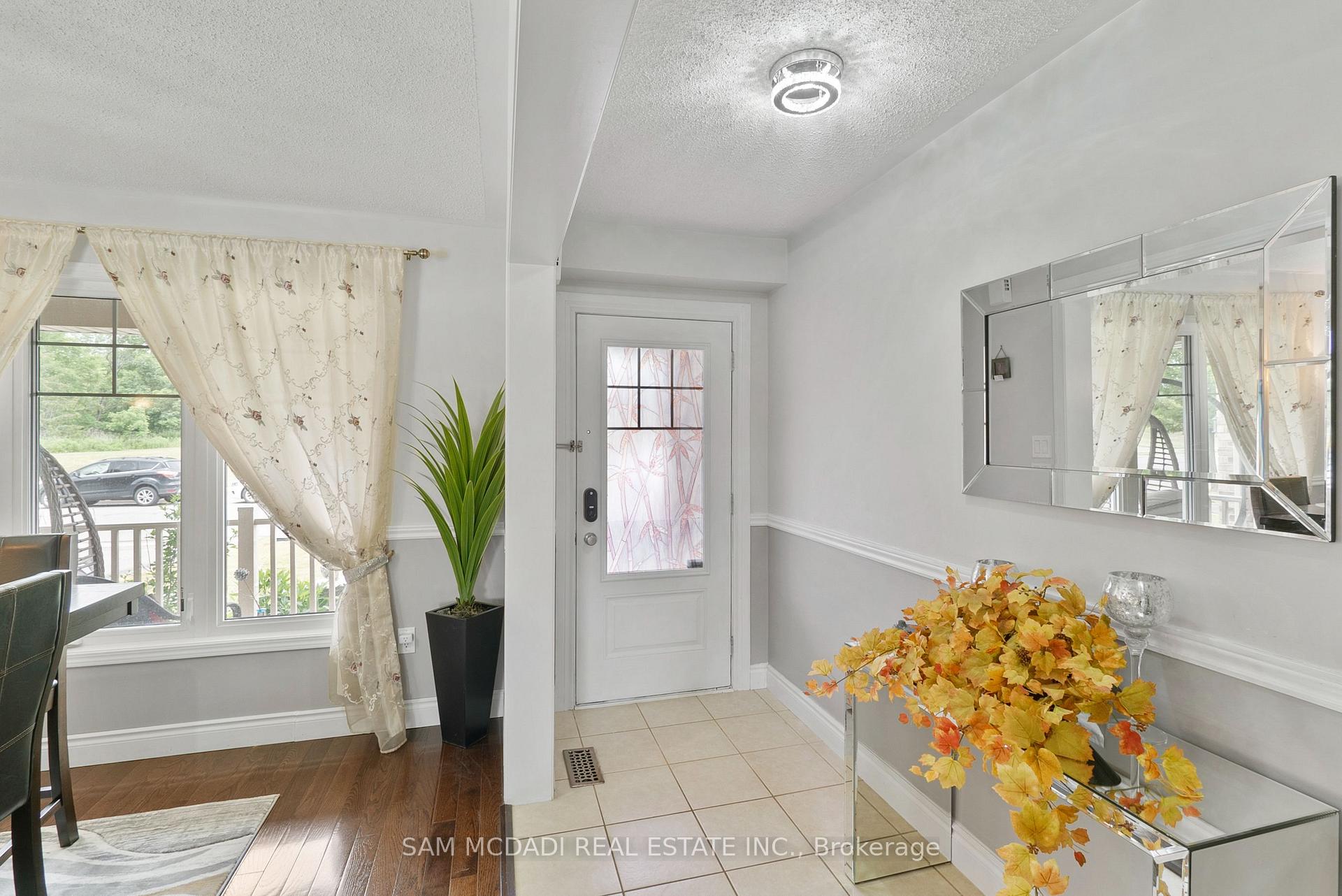 216 Ruhl Drive, Milton