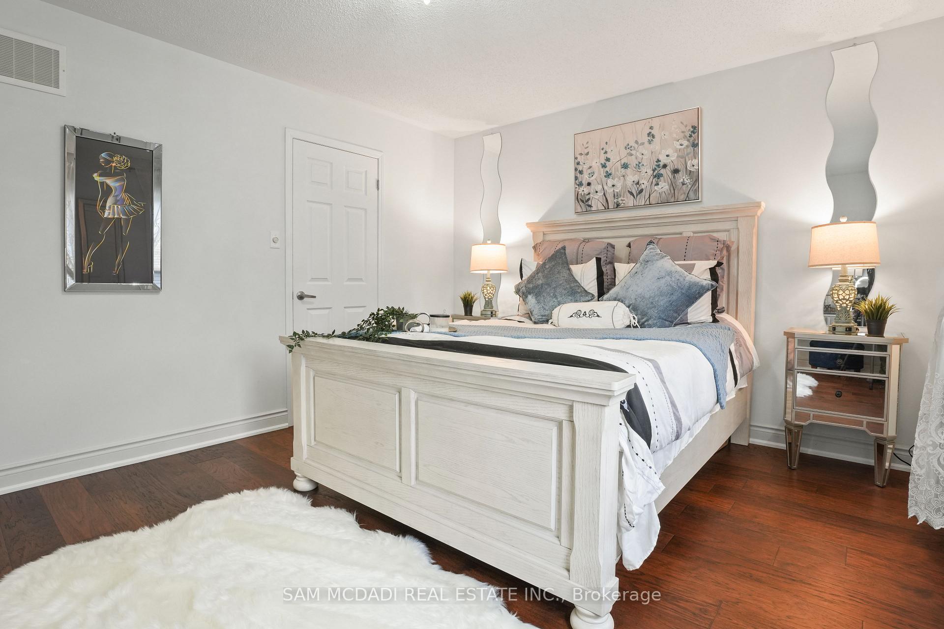 216 Ruhl Drive, Milton