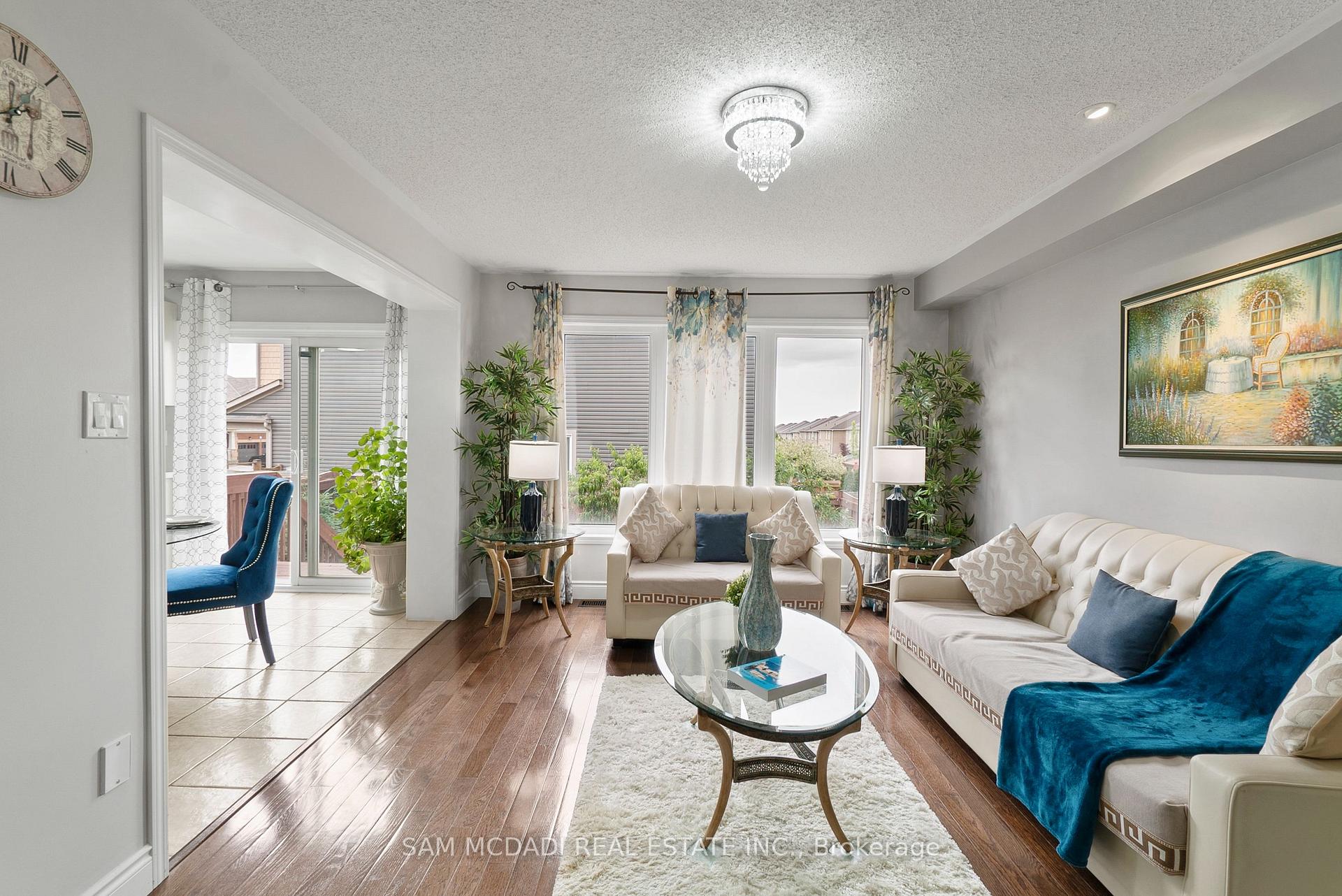 216 Ruhl Drive, Milton