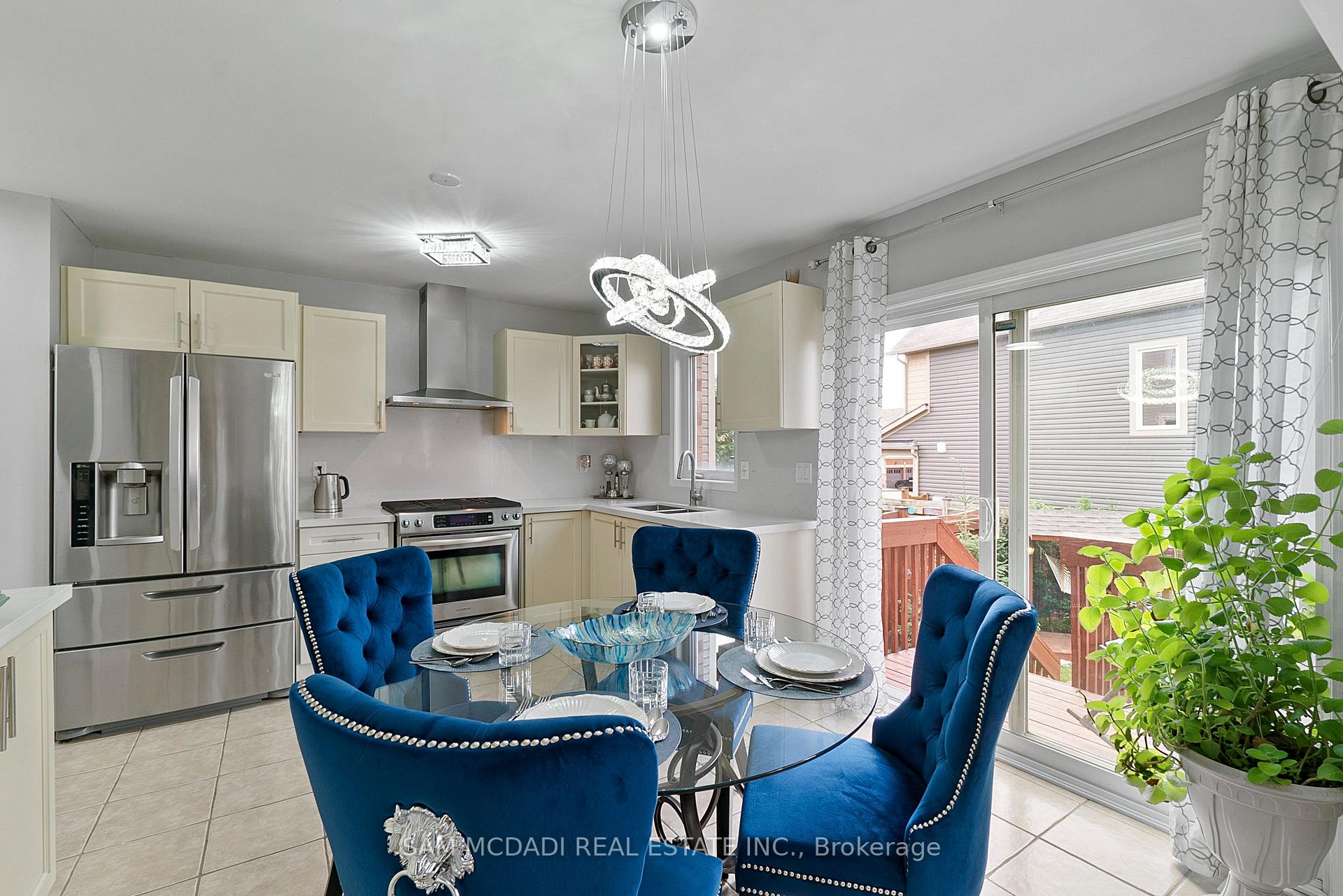 216 Ruhl Drive, Milton