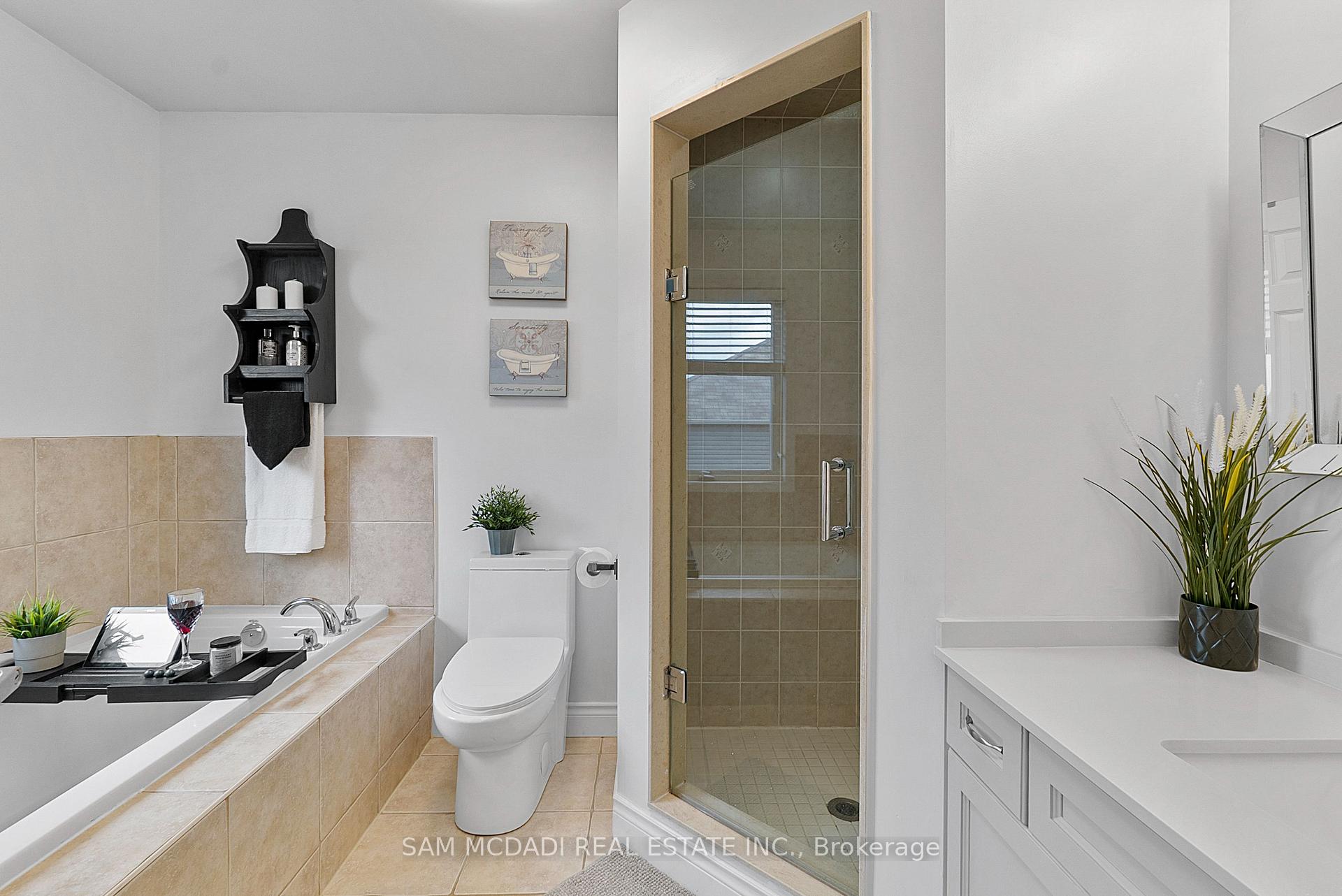 216 Ruhl Drive, Milton
