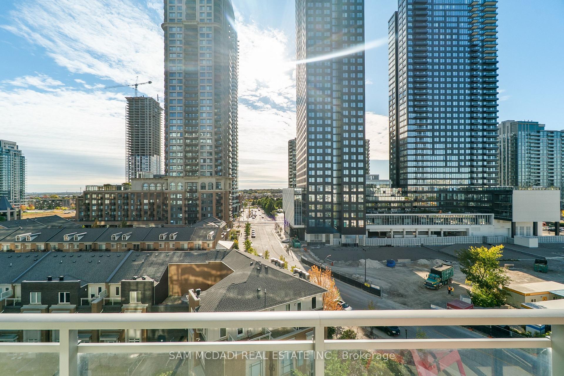 360 Square One Drive N 707, Mississauga Unit: 707