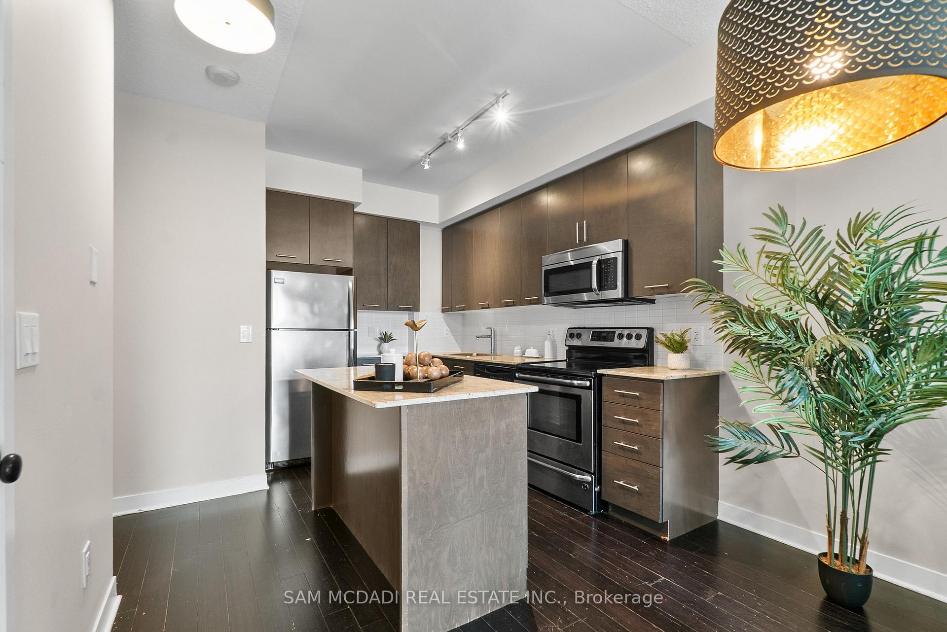 360 Square One Drive N 707, Mississauga Unit: 707