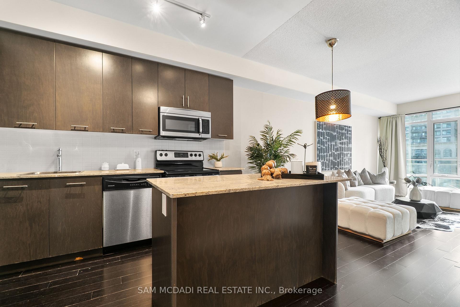 360 Square One Drive N 707, Mississauga Unit: 707