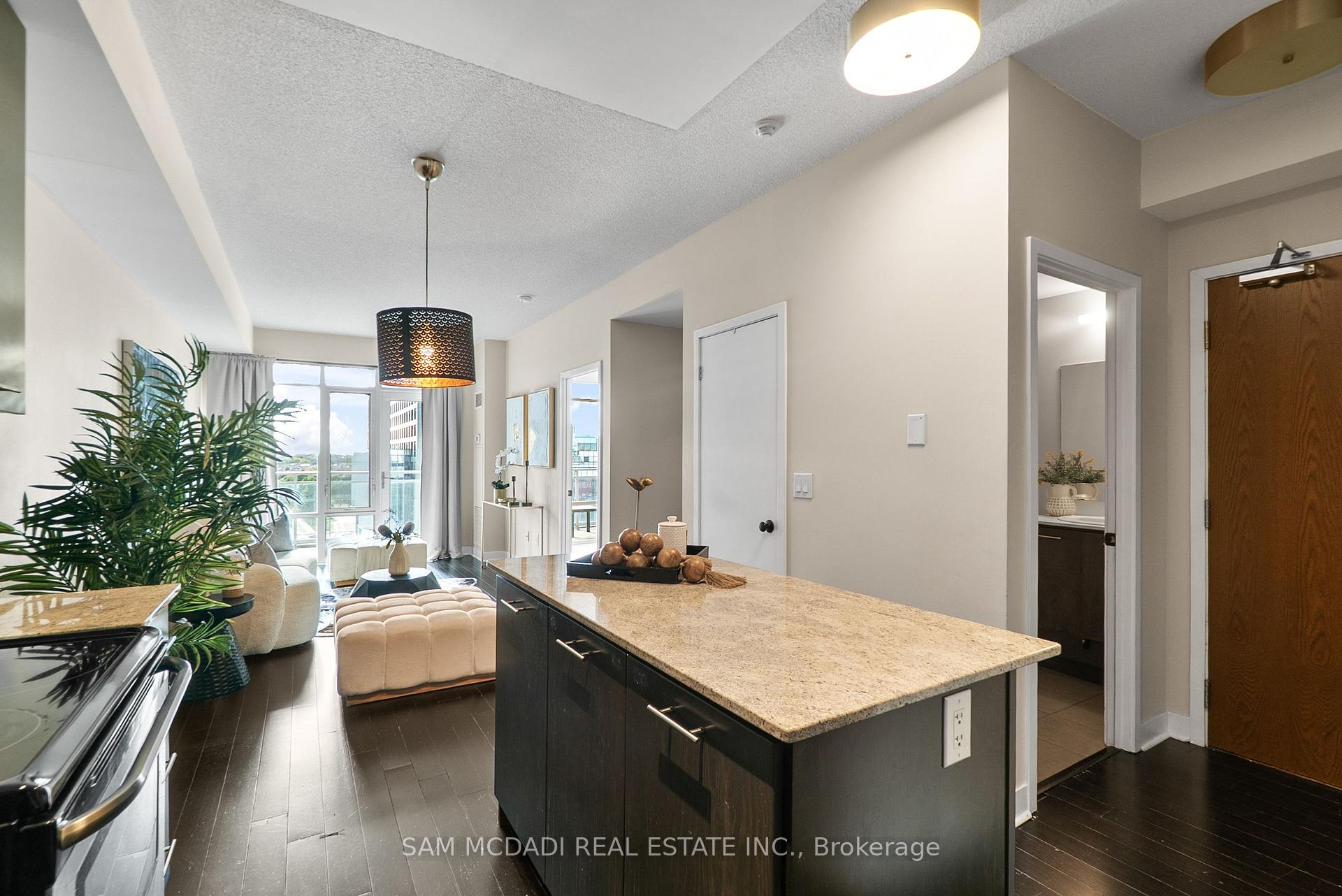 360 Square One Drive N 707, Mississauga Unit: 707