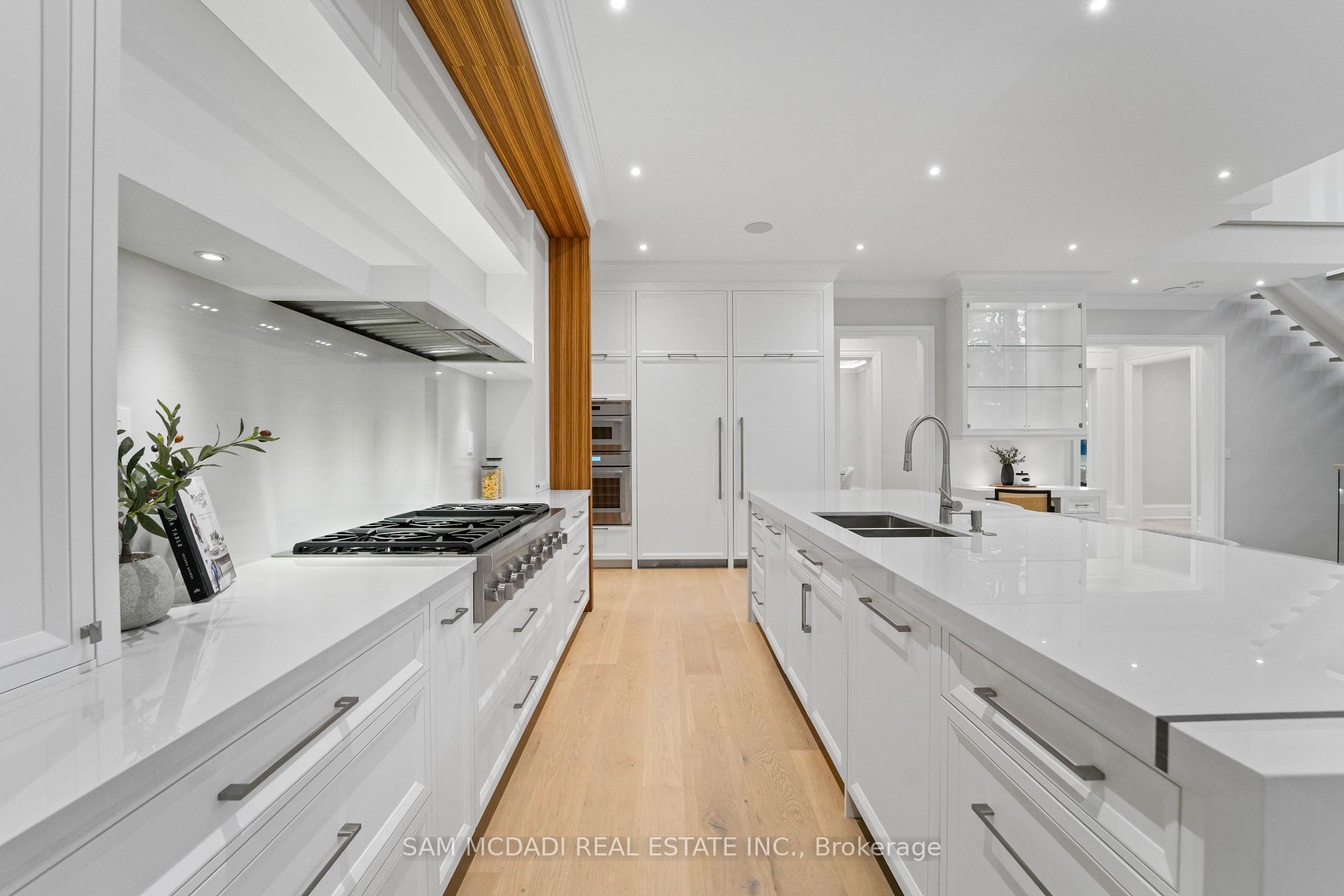371 Willis Drive, Oakville