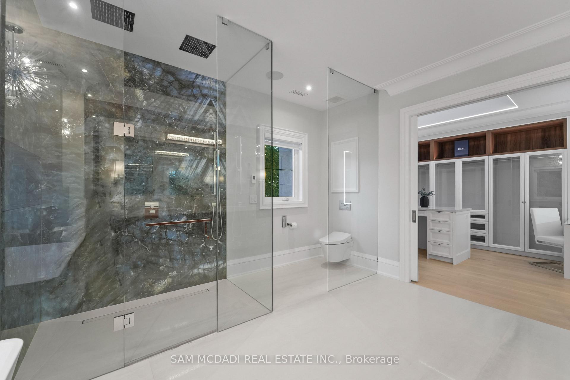371 Willis Drive, Oakville