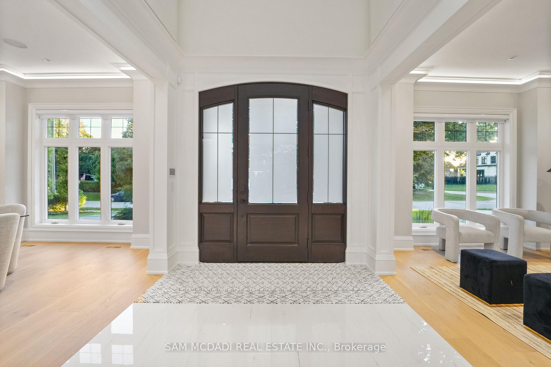 371 Willis Drive, Oakville