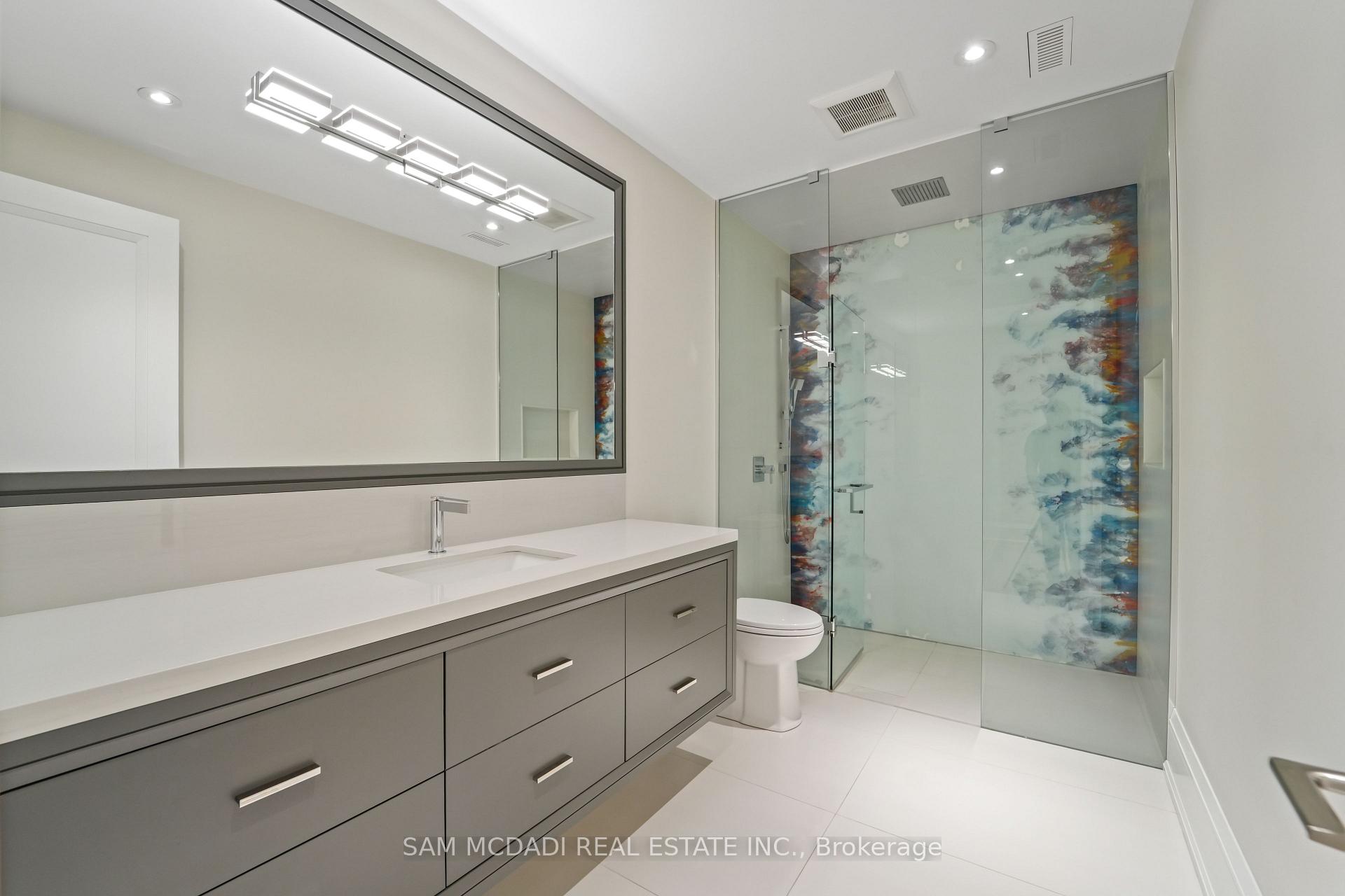 371 Willis Drive, Oakville