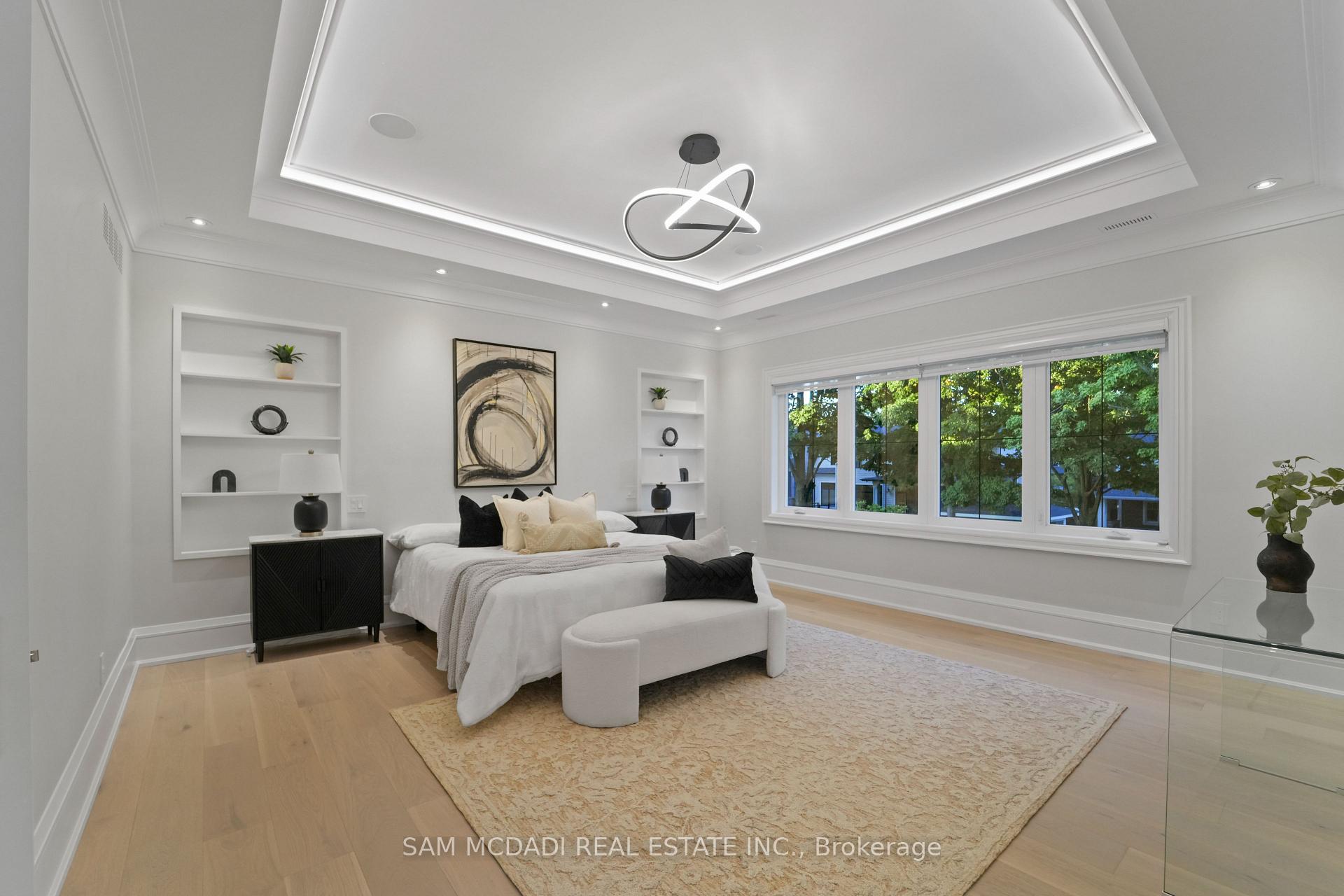 371 Willis Drive, Oakville