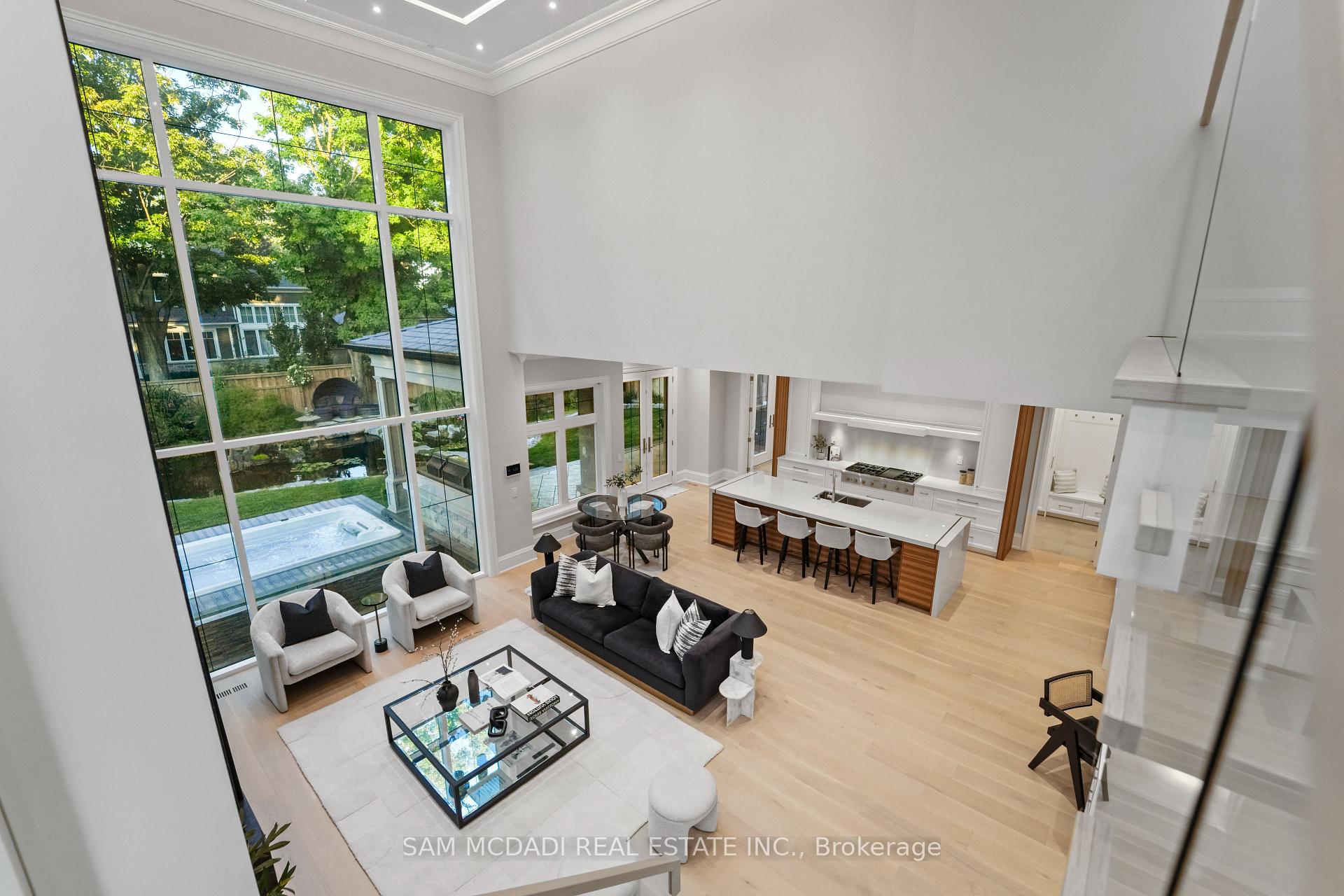 371 Willis Drive, Oakville