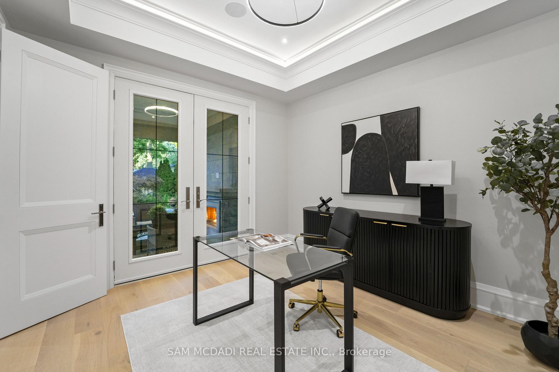 371 Willis Drive, Oakville