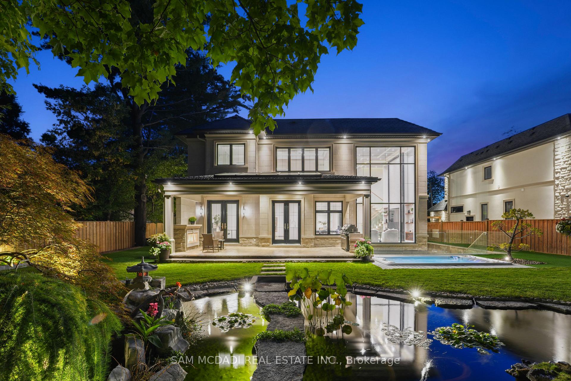371 Willis Drive, Oakville