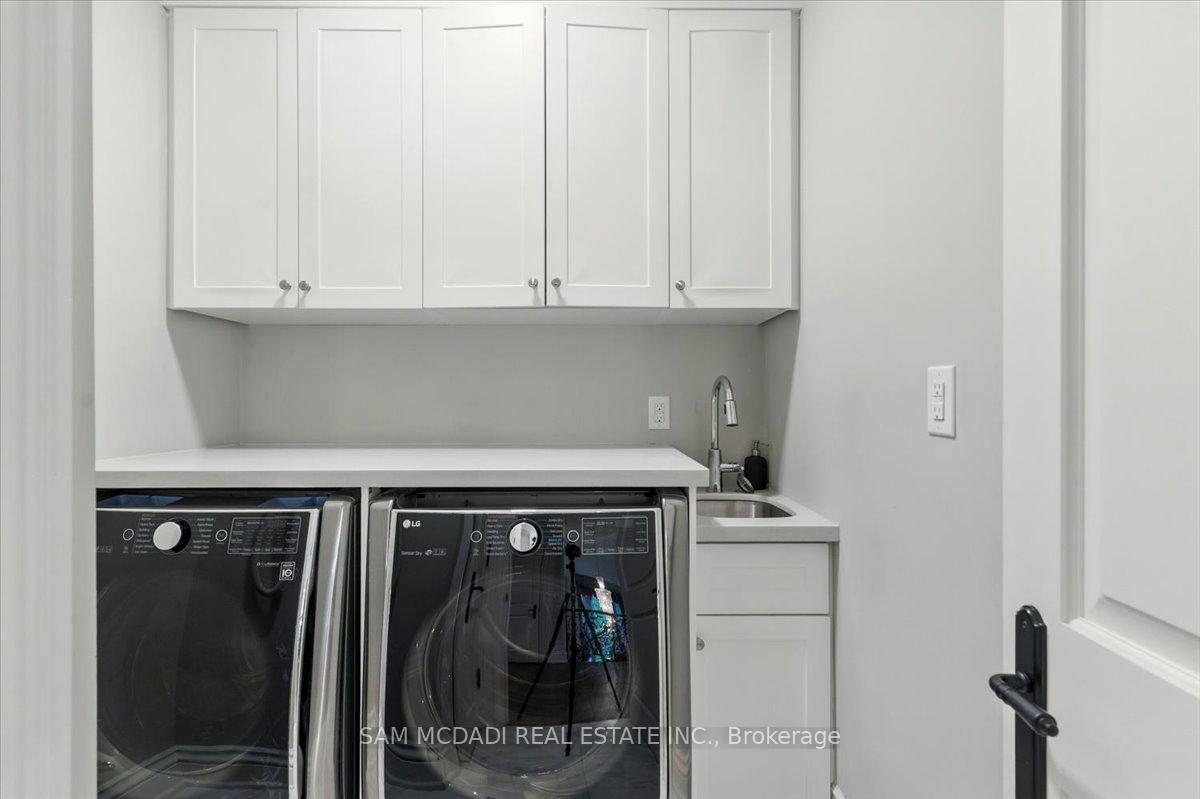 883 Parkland Avenue, Mississauga