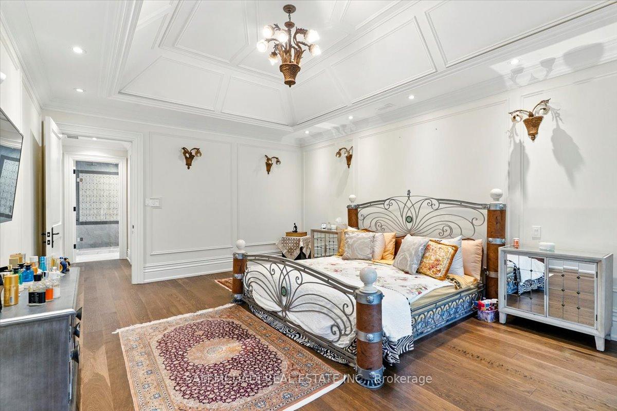 883 Parkland Avenue, Mississauga