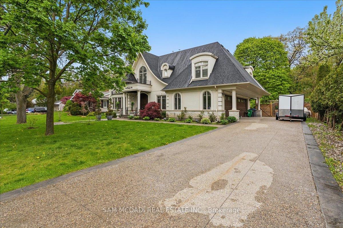 883 Parkland Avenue, Mississauga