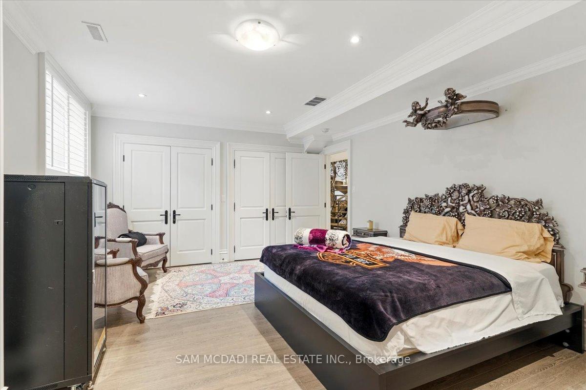 883 Parkland Avenue, Mississauga