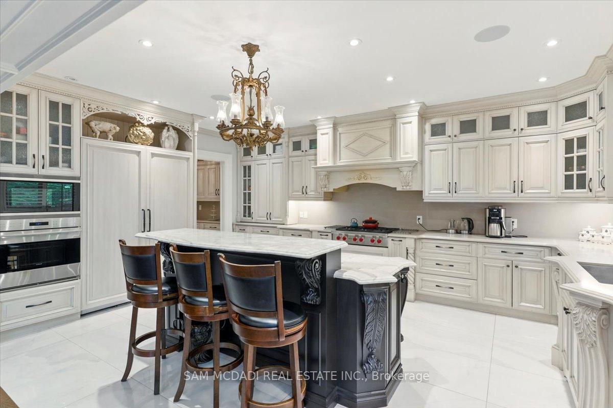 883 Parkland Avenue, Mississauga