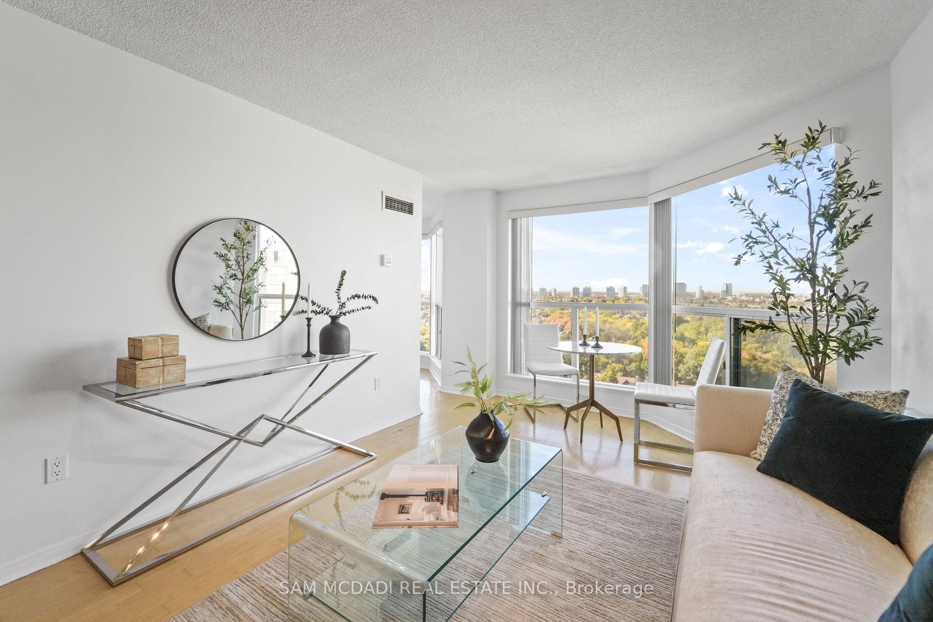 2177 Burnhamthorpe Road W 1807, Mississauga Unit: 1807