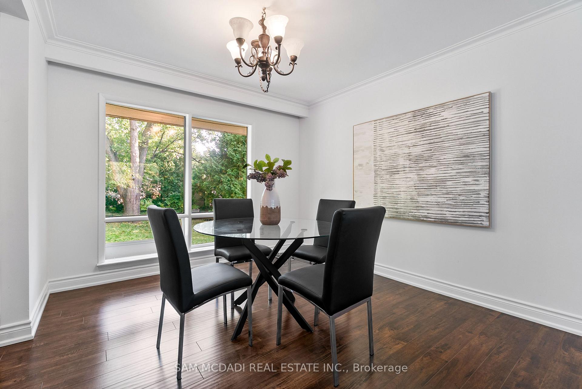 1302 Martley Drive, Mississauga