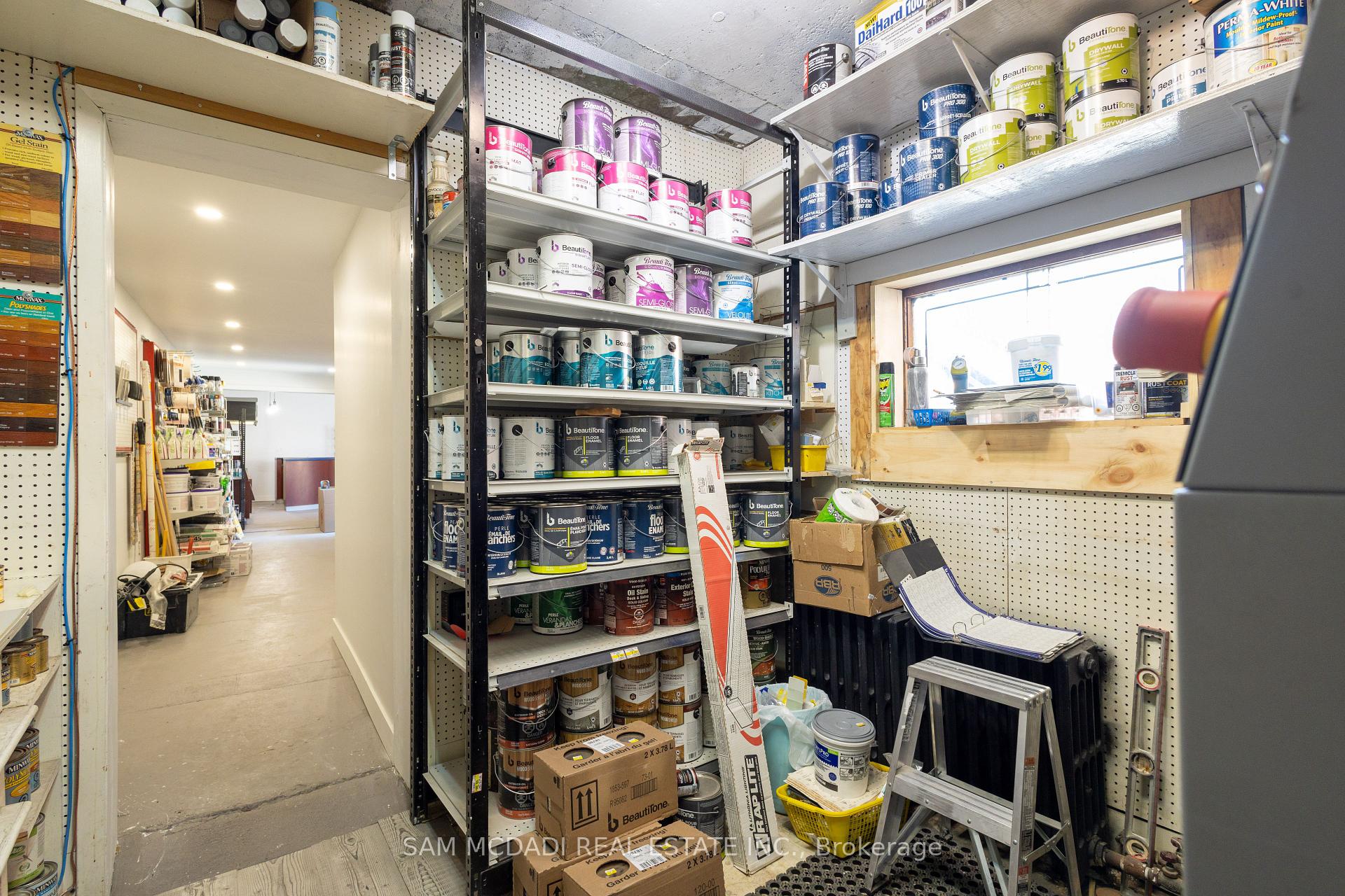 1212 Dufferin Street, Toronto W02